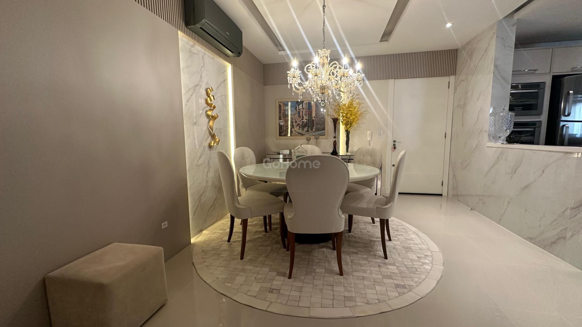 Apartamento Mobiliado à Venda em ótima localização