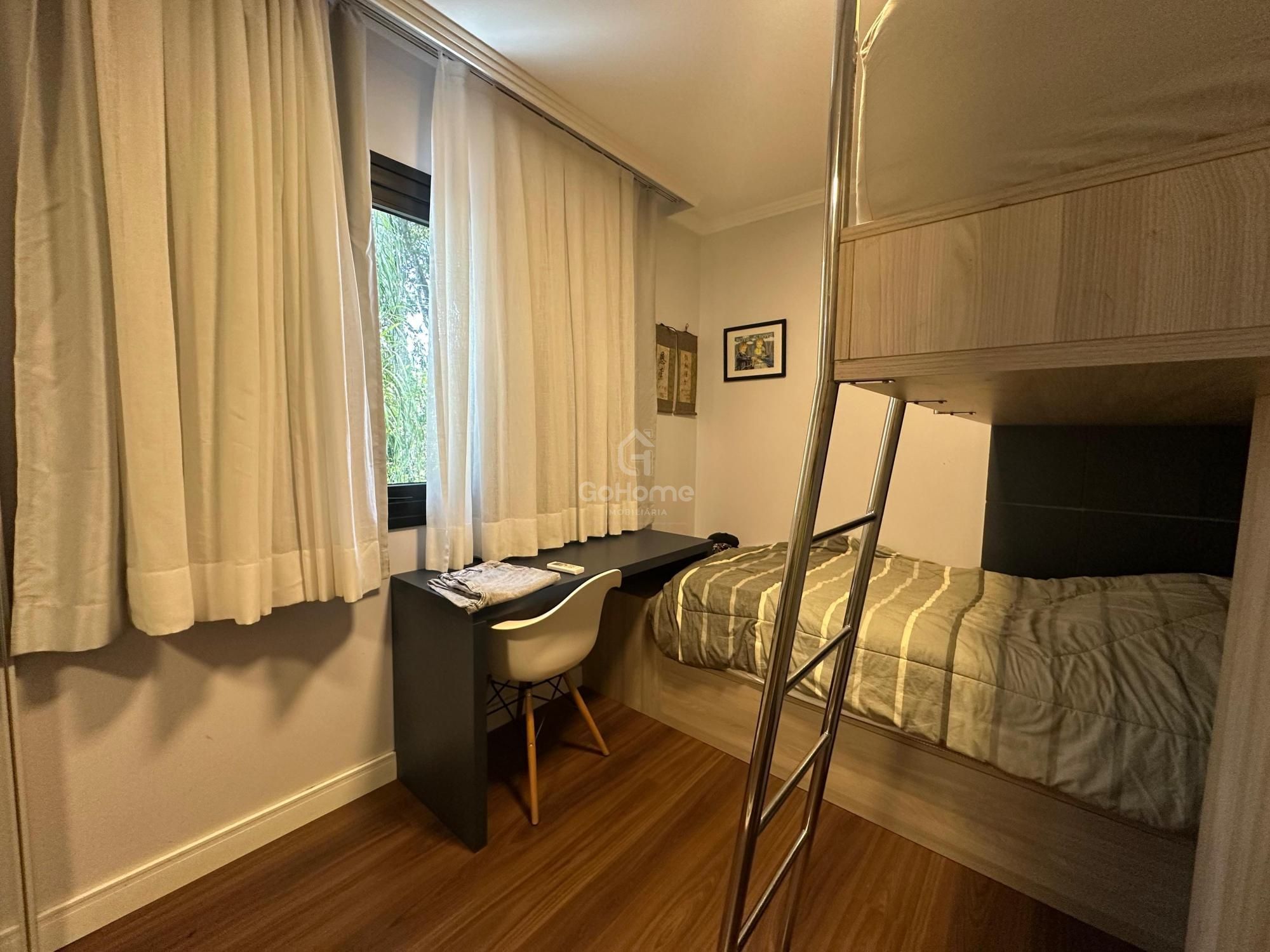 Casa em Condomínio Fechado
