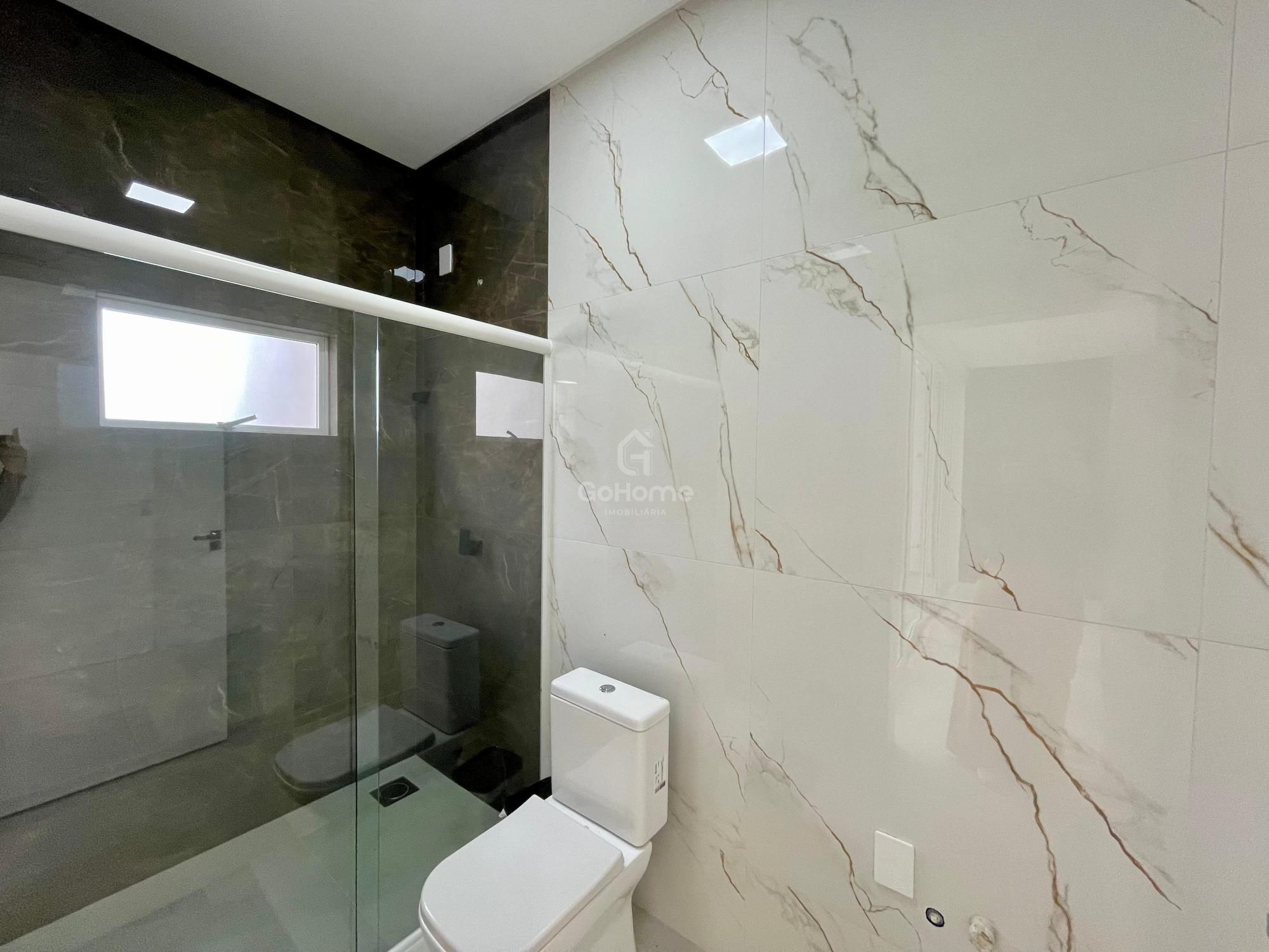 Belíssima Casa com Duas Suítes e Piscina