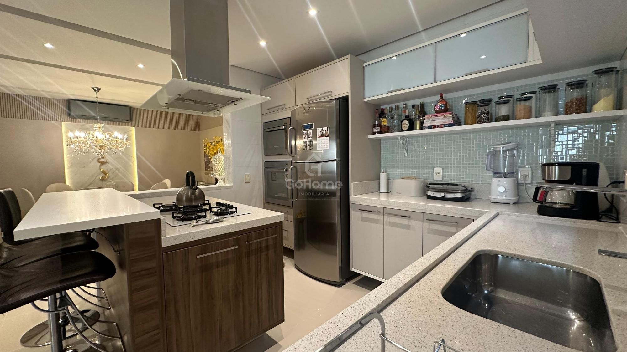 Apartamento Mobiliado à Venda em ótima localização