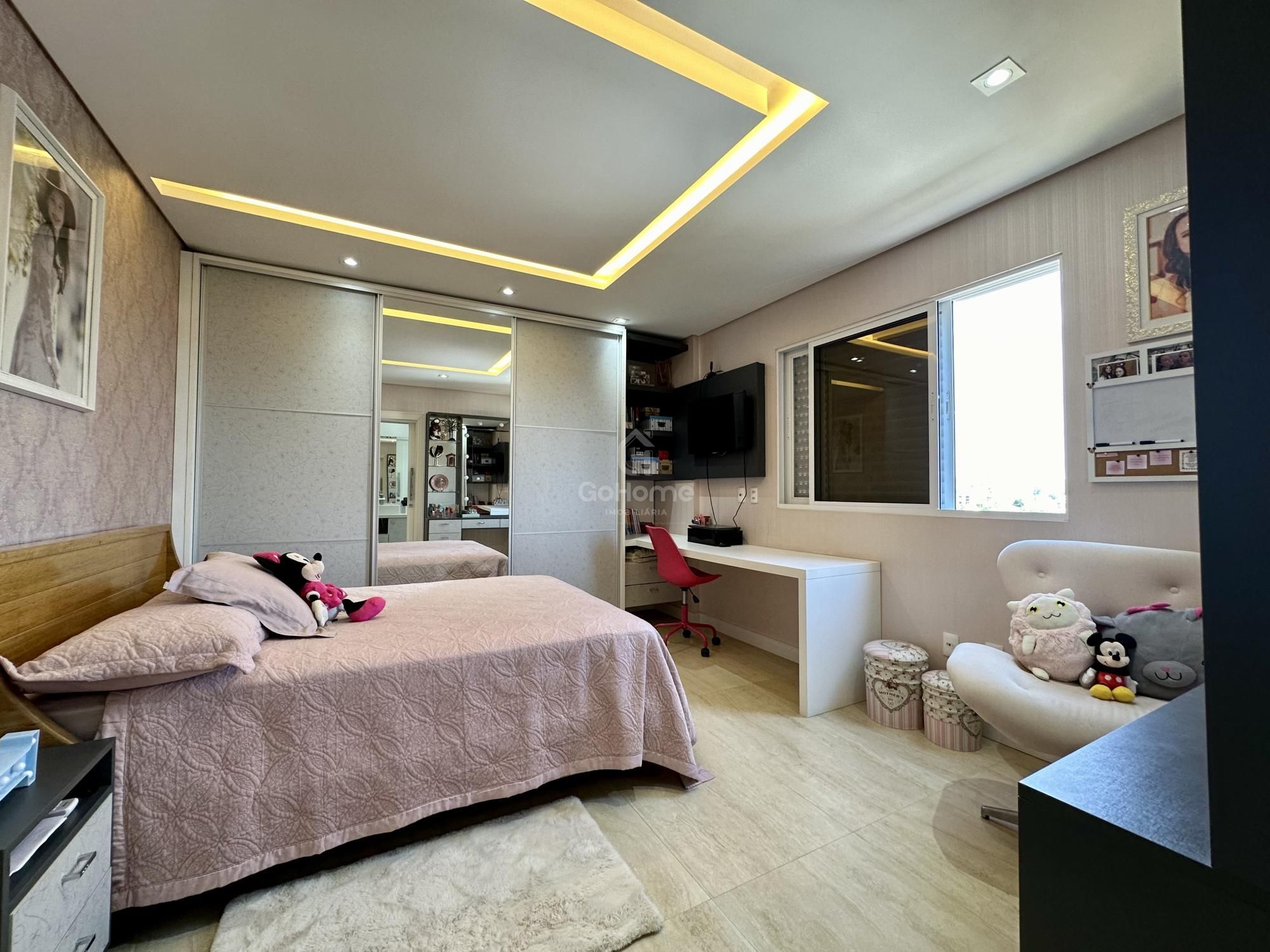 Apartamento mobiliado com 3 suítes