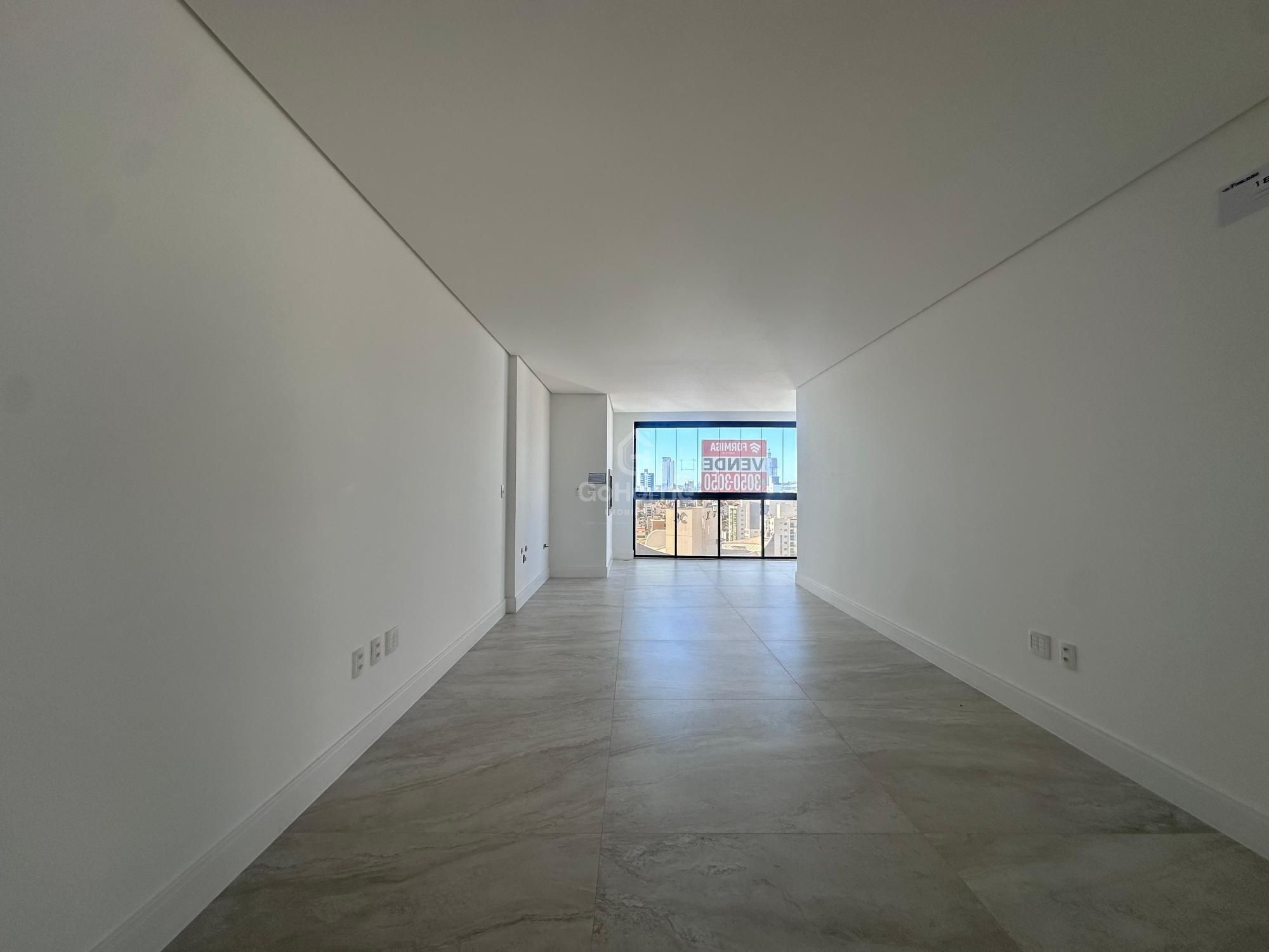 Apartamento Novo à Venda