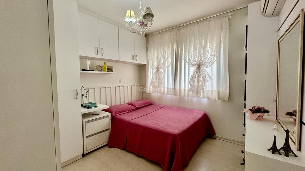 3627 – Casa com piscina no Jardim Europa- 270m² privativos