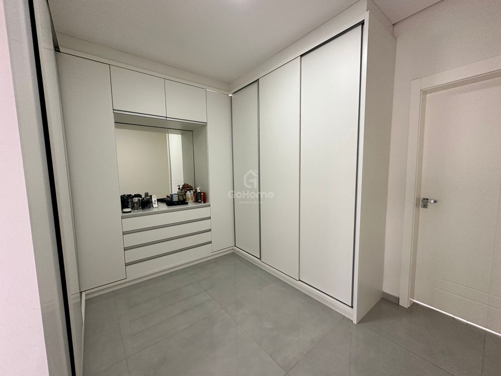 Casa com piscina no Bairro Jardins Lunardi
