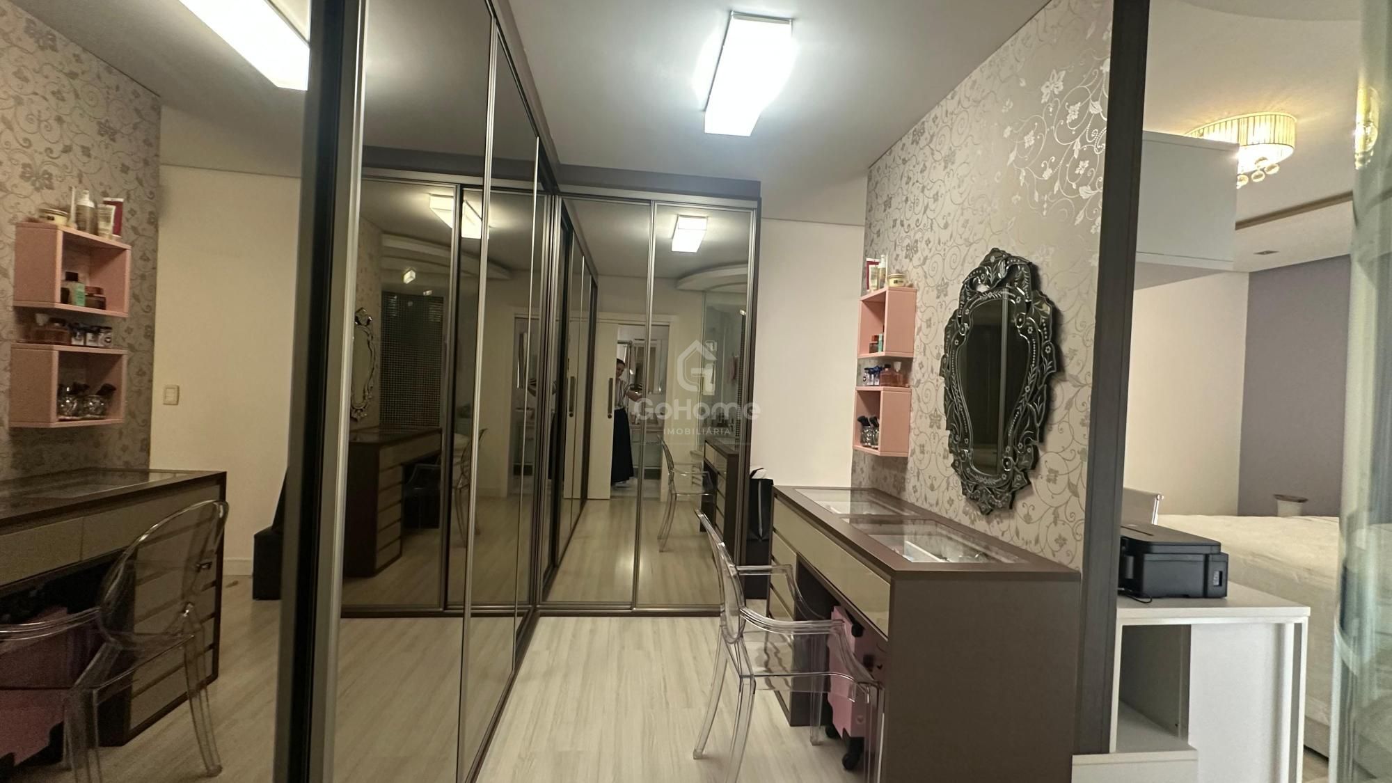 Apartamento Mobiliado à Venda em ótima localização