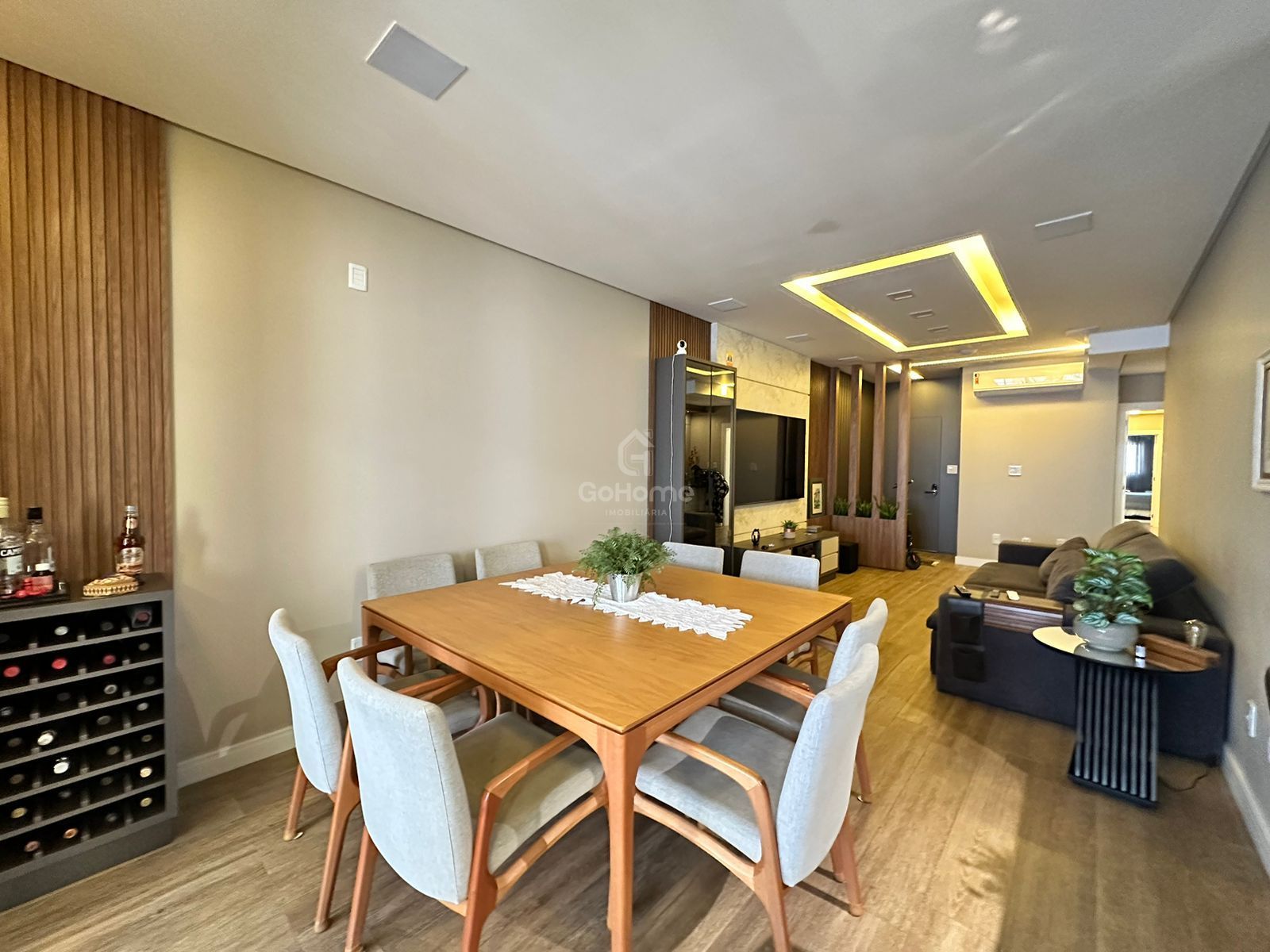 3520 – Apartamento 3 suítes com hidromassagem e lazer completo no Centro de Chapecó