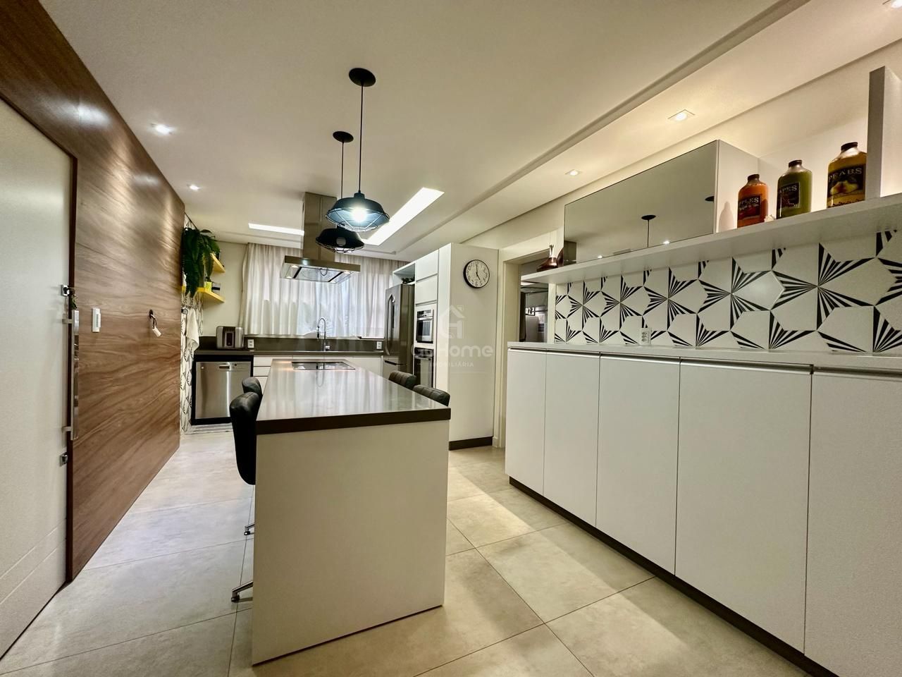Apartamento no Centro com 3 Dormitórios