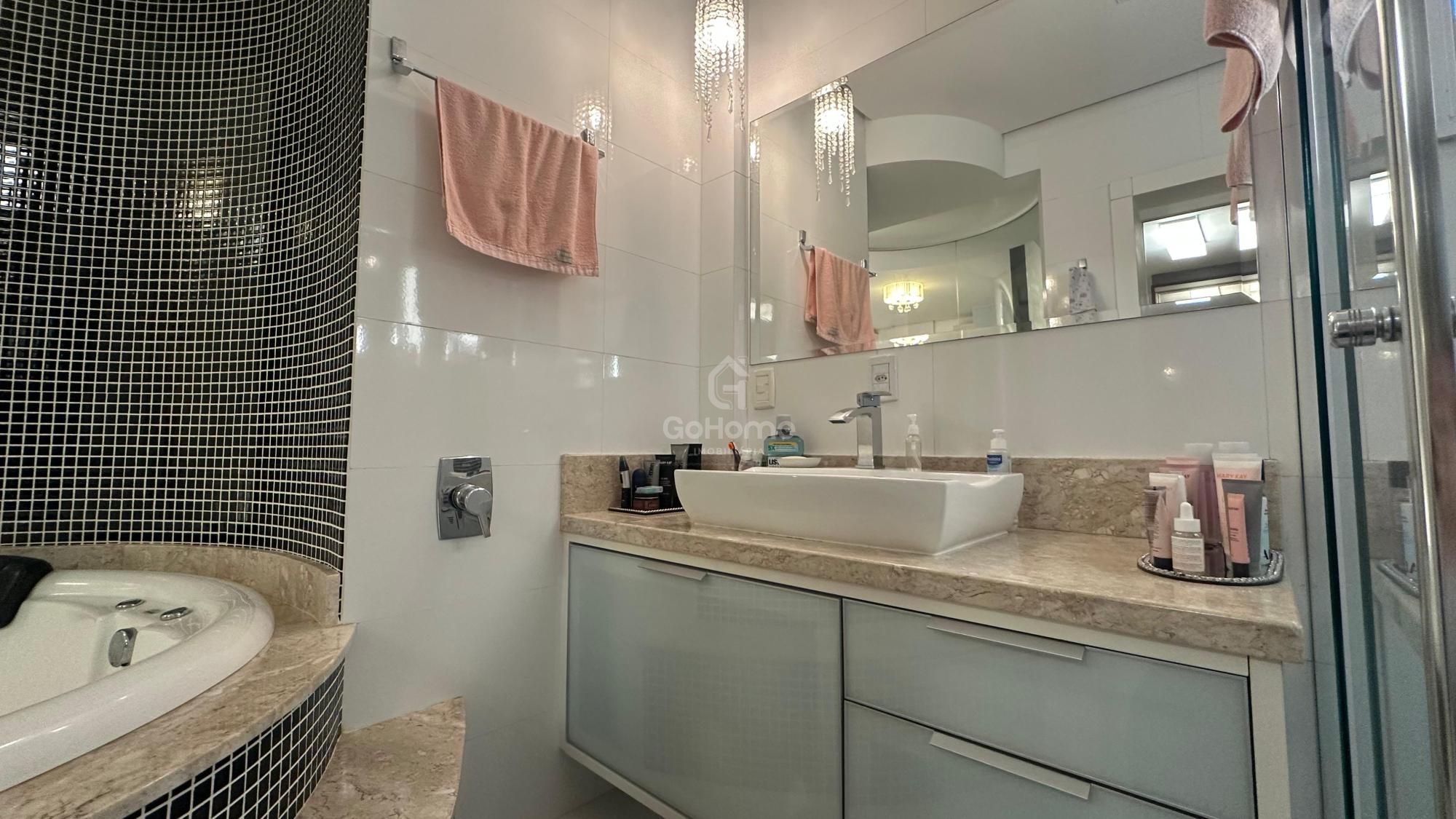 Apartamento Mobiliado à Venda em ótima localização