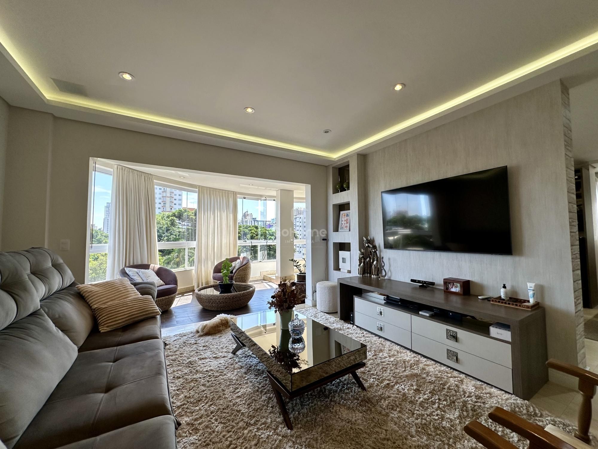 Apartamento mobiliado com 3 suítes