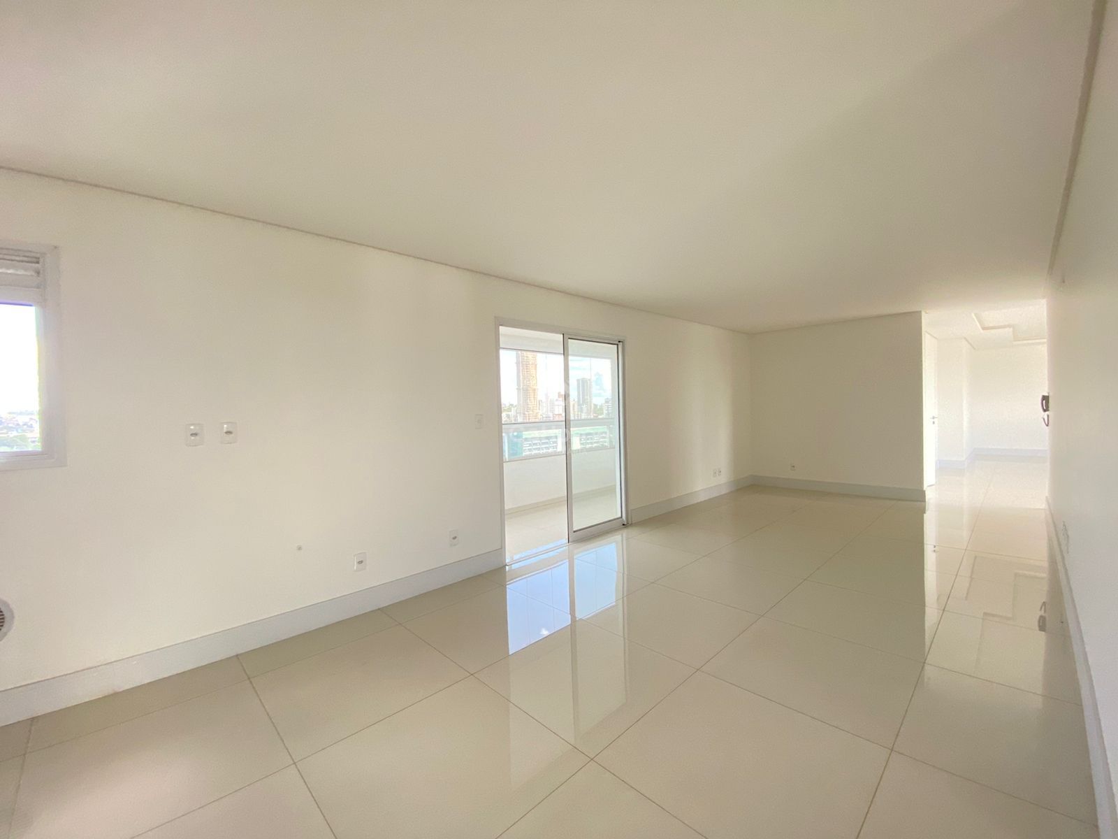Apartamento 3 Suítes - Próximo da AABB e Colégio Marista