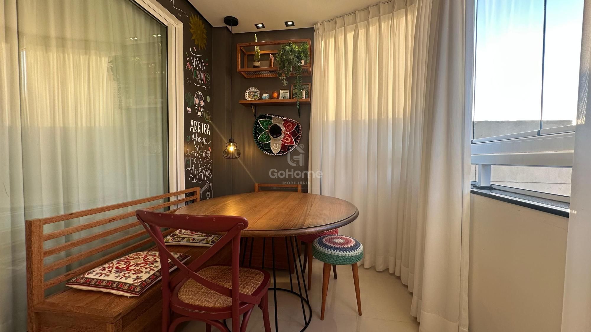 Apartamento Mobiliado à Venda em ótima localização