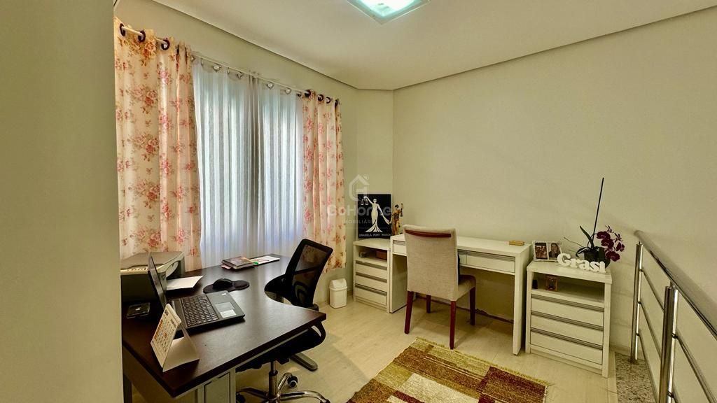 3627 – Casa com piscina no Jardim Europa- 270m² privativos