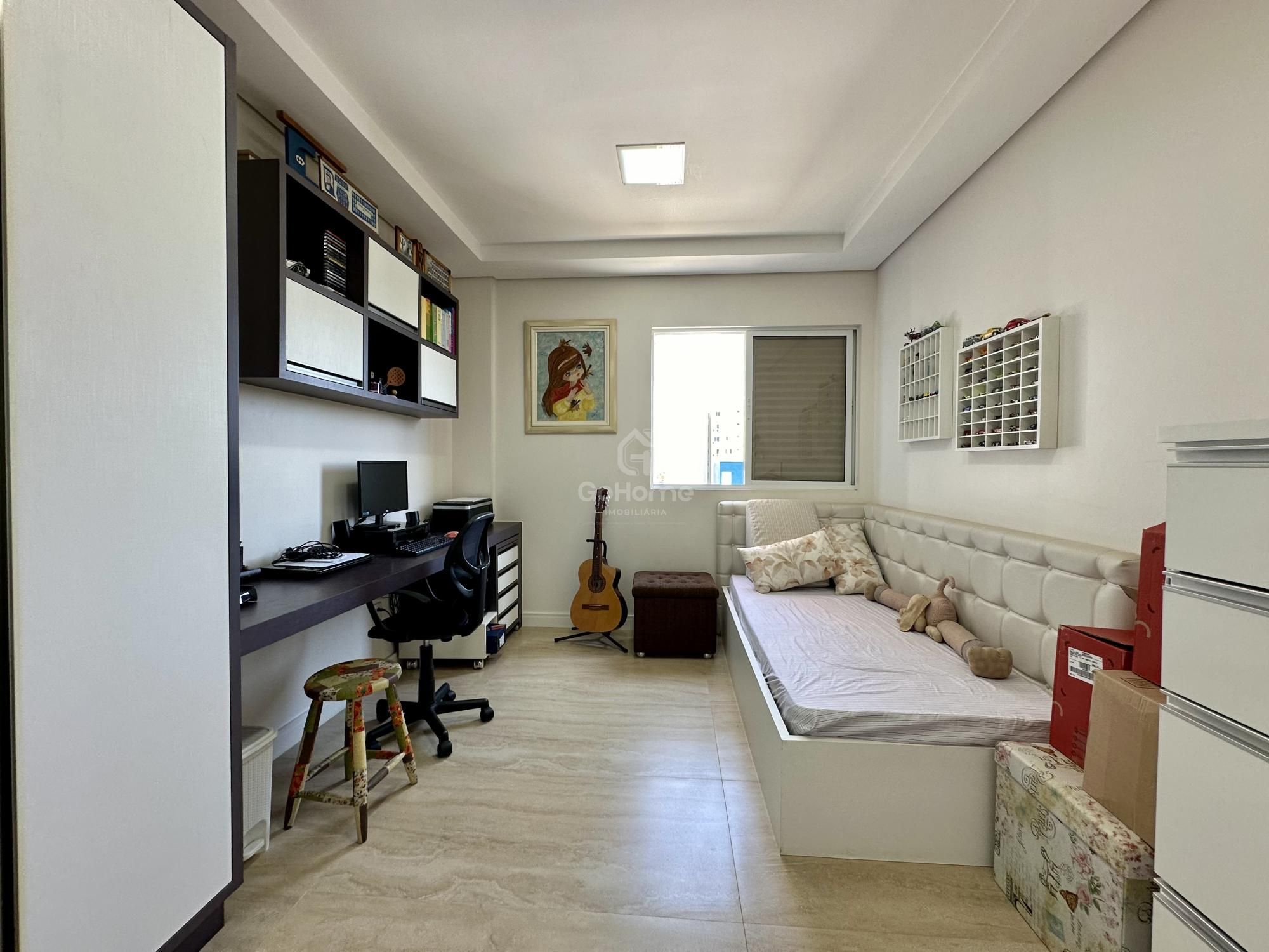 Apartamento mobiliado com 3 suítes