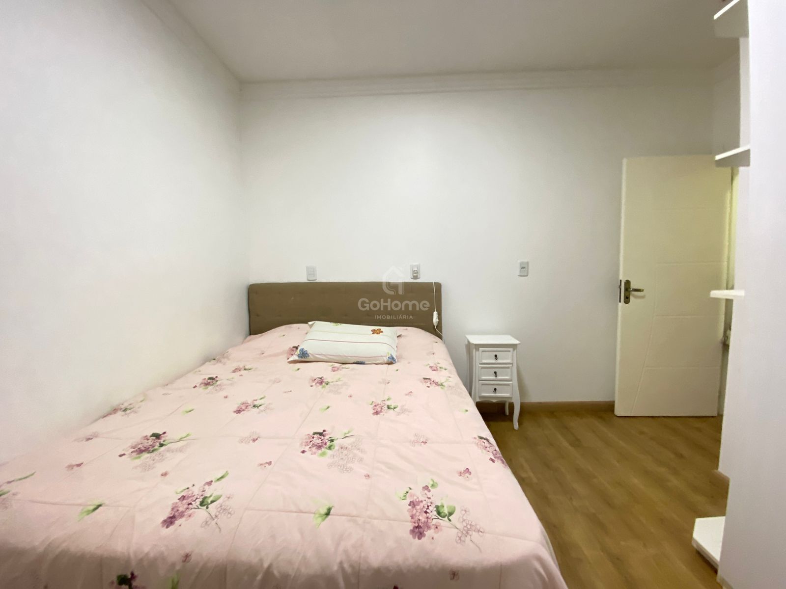 3353 – Espelho das Águas – Casa Térrea com Piscina Aquecida