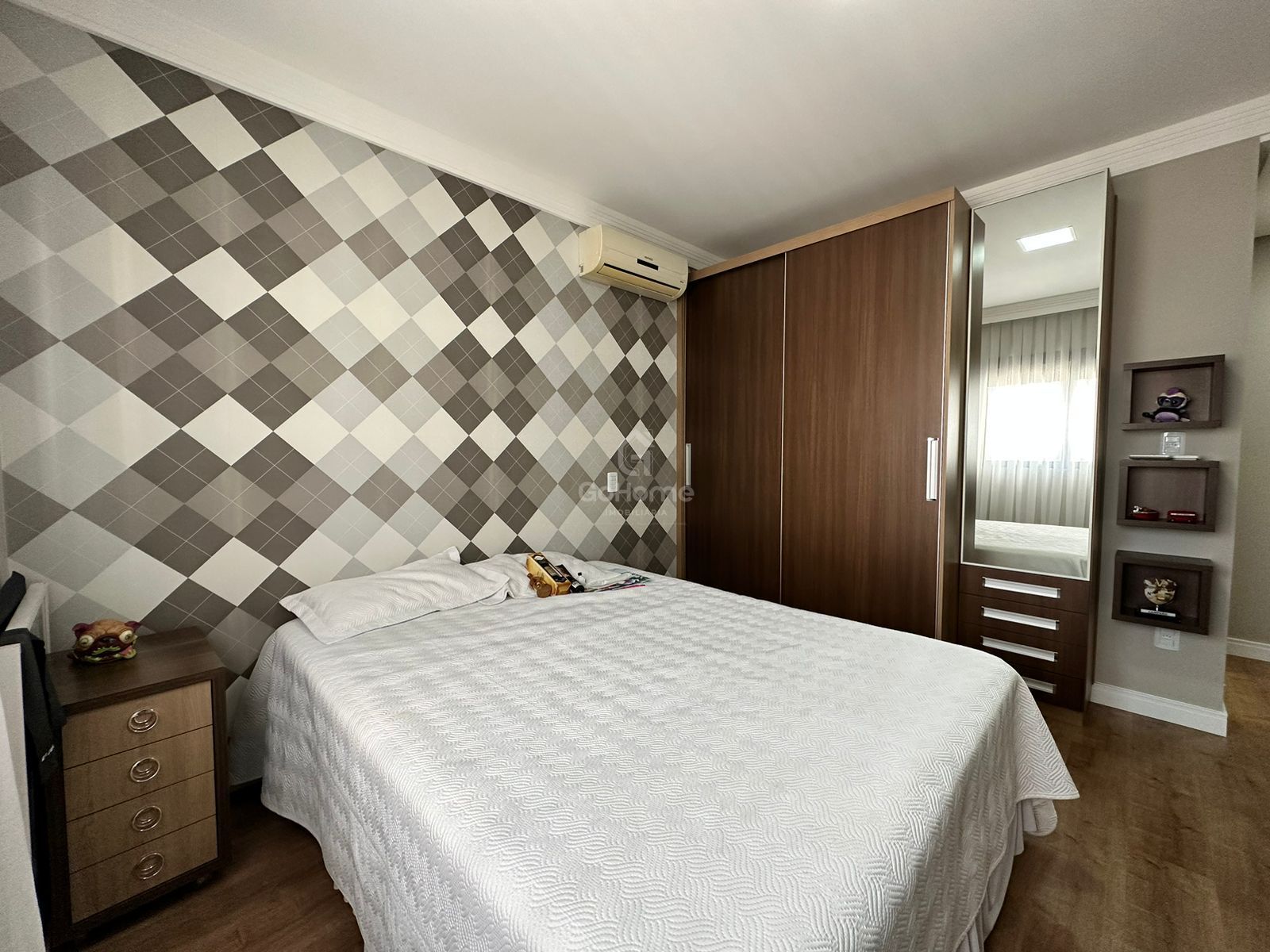 3520 – Apartamento 3 suítes com hidromassagem e lazer completo no Centro de Chapecó