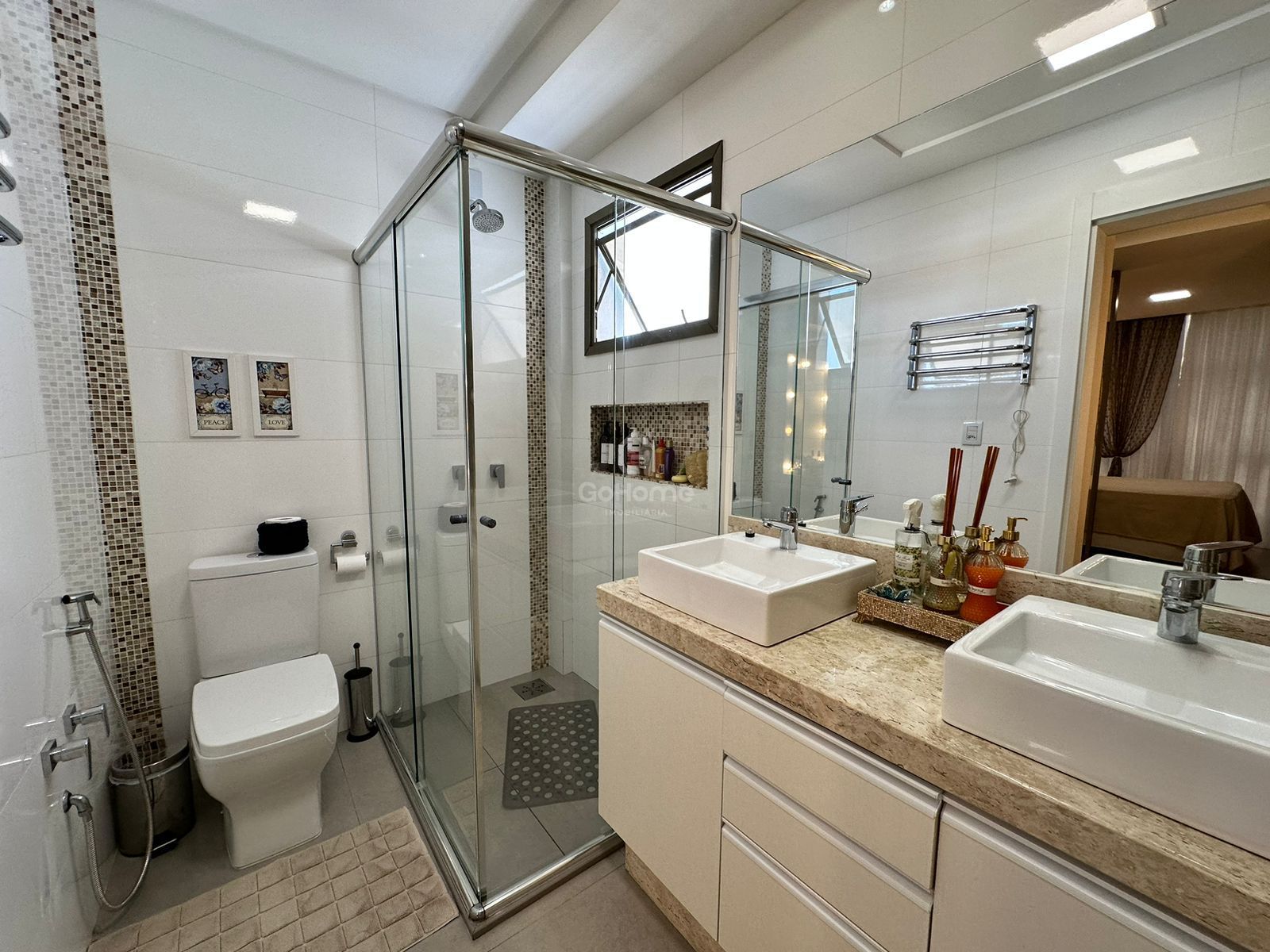 Apartamento 3 dormitórios