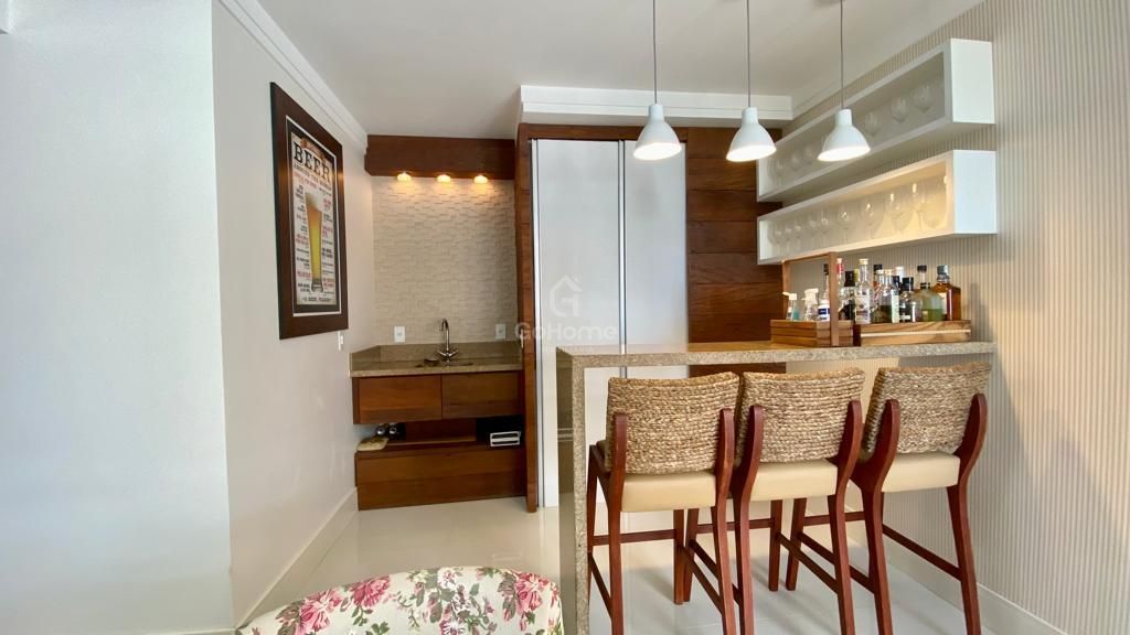 Apartamento Exclusivo: 3 Suítes, Centro