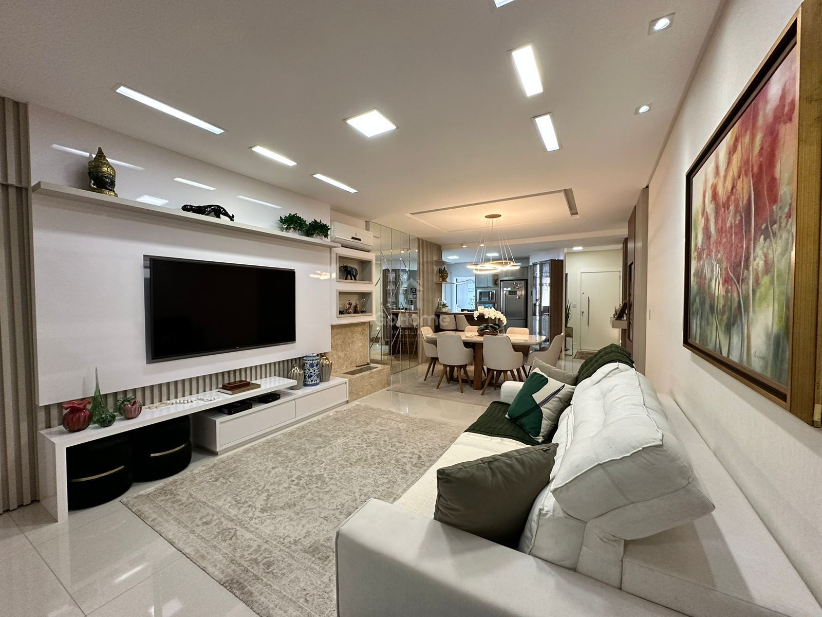 Apartamento 3 dormitórios