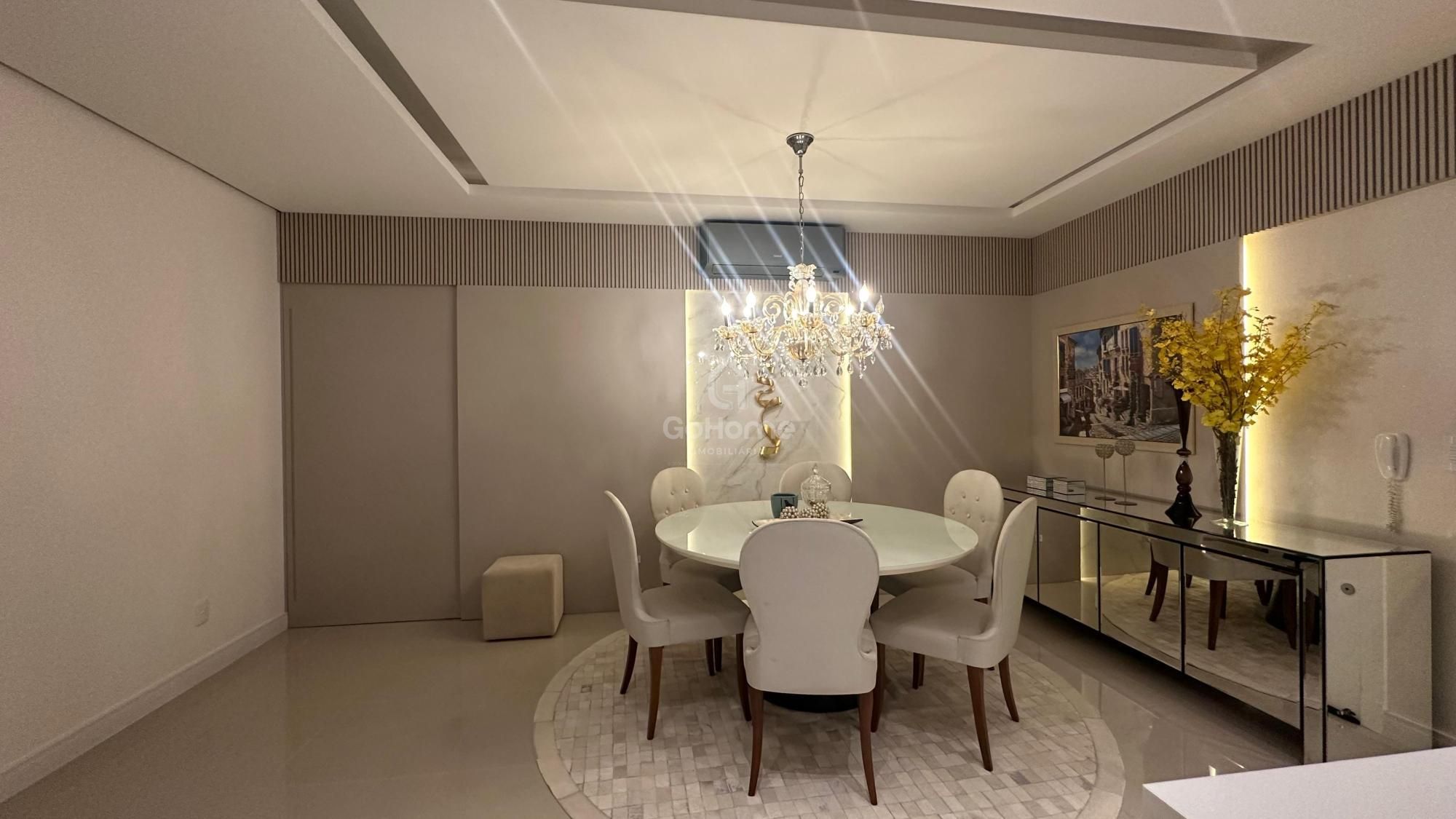 Apartamento Mobiliado à Venda em ótima localização