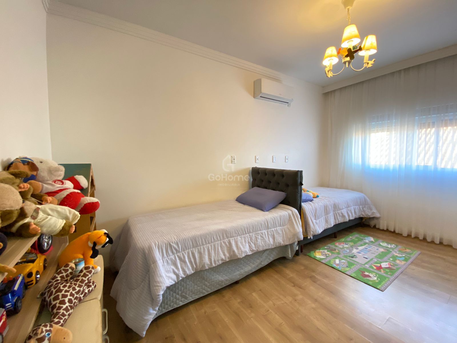 3353 – Espelho das Águas – Casa Térrea com Piscina Aquecida