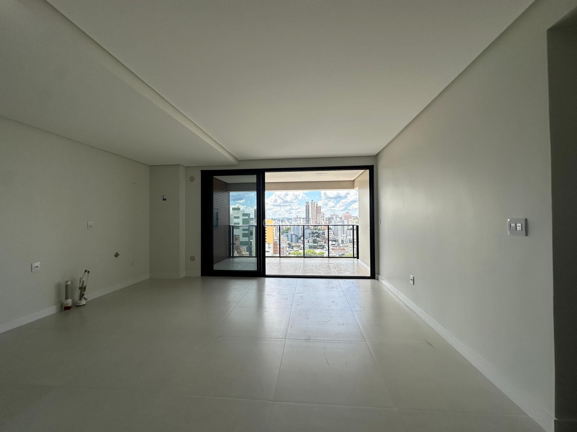 Apartamento Novo à Venda com 3 suítes