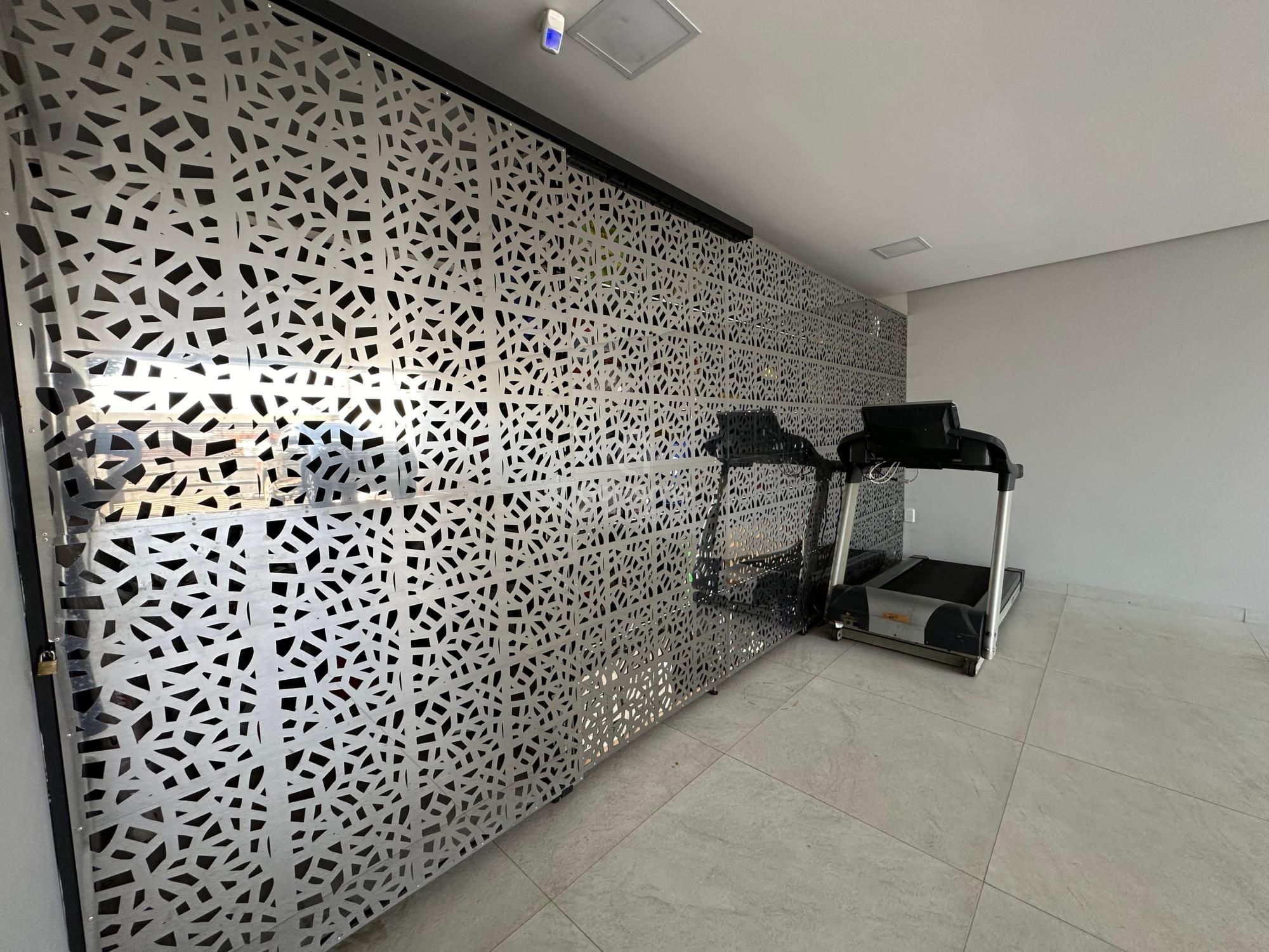 Casa Com 4 Dormitórios e Piscina
