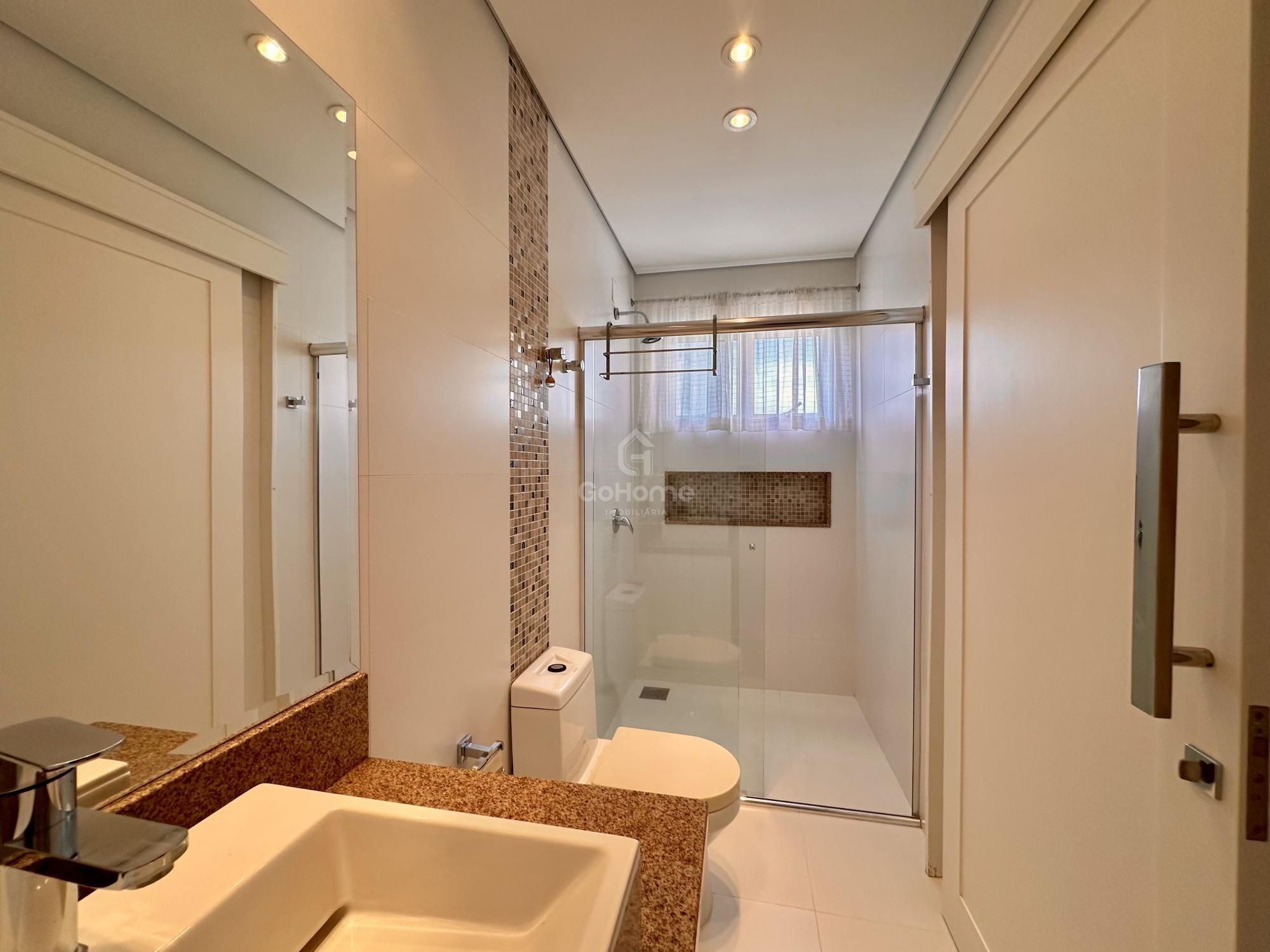 Apartamento mobiliado com 3 suítes