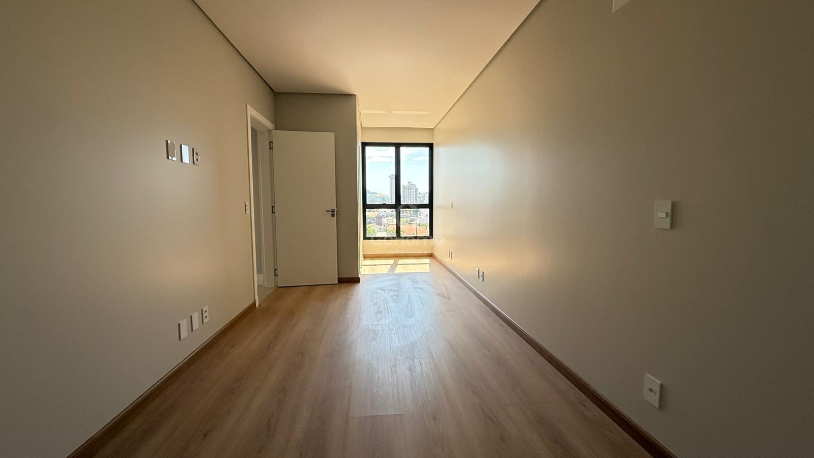 Apartamento Novo à Venda