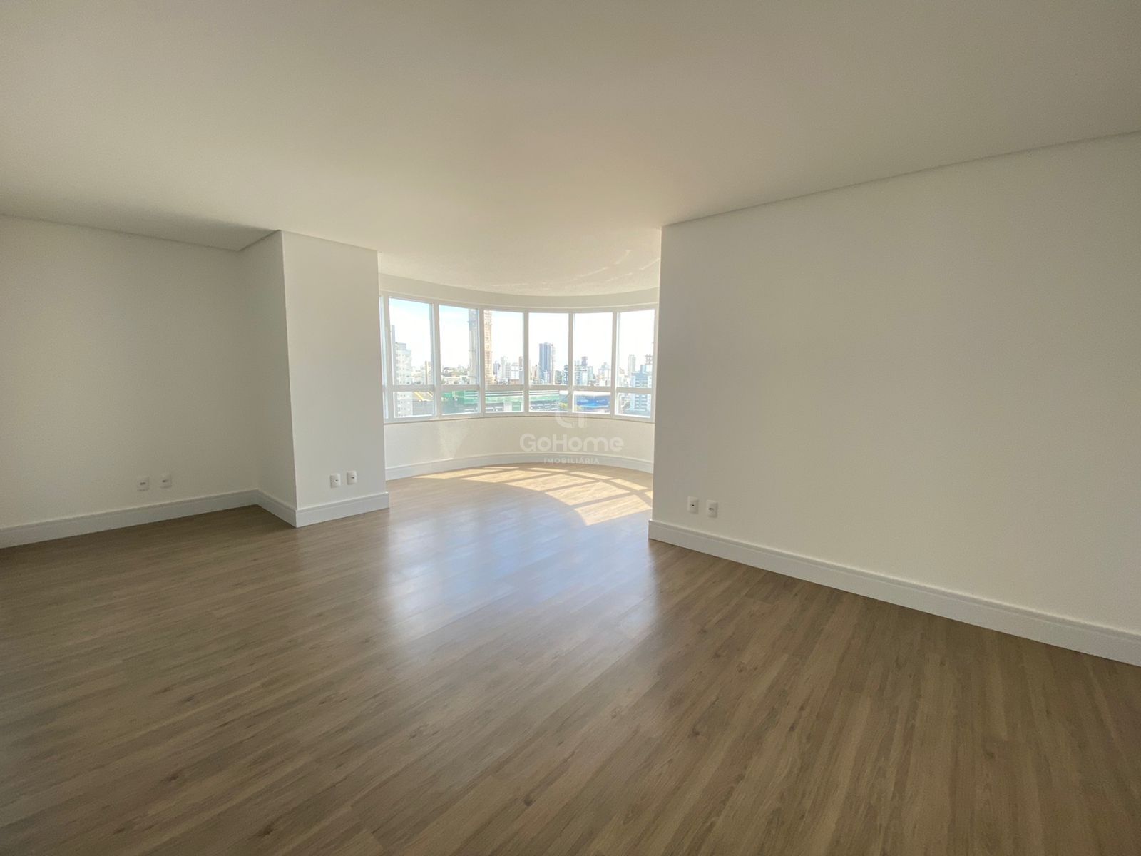 Apartamento 3 Suítes - Próximo da AABB e Colégio Marista