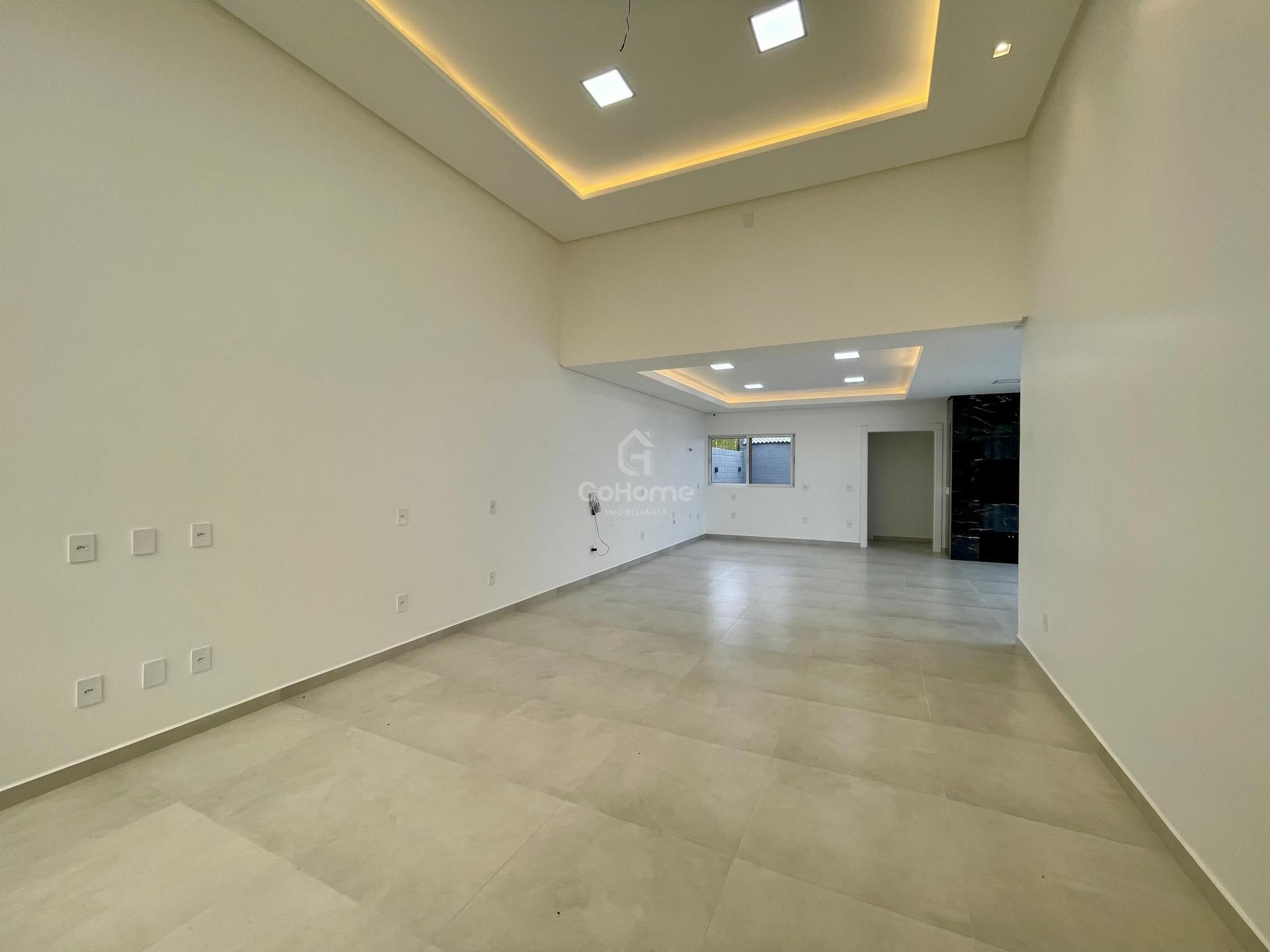 Belíssima Casa com Duas Suítes e Piscina