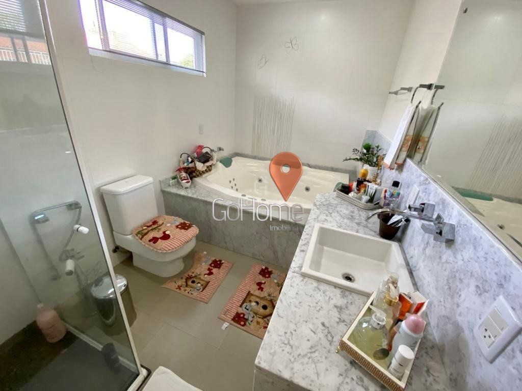 1064 – Casa com 3 Dormitórios e Lazer Completo: Semimobiliada, Presidente Médici