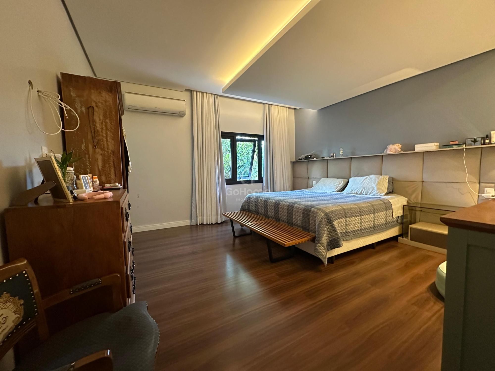 Casa em Condomínio Fechado
