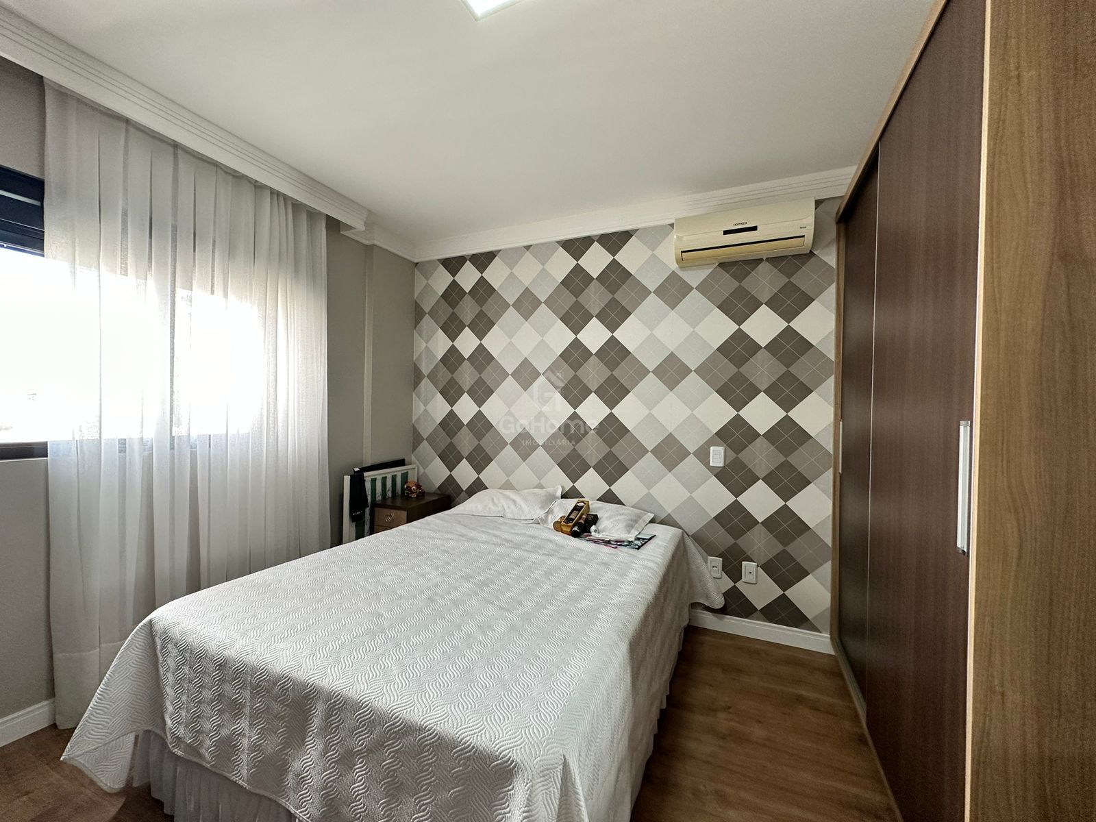 3520 – Apartamento 3 suítes com hidromassagem e lazer completo no Centro de Chapecó