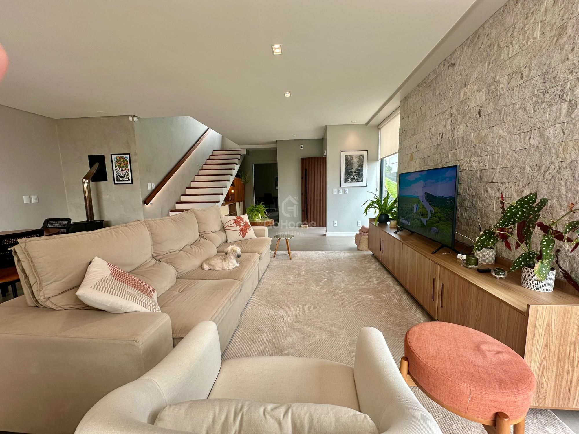 Casa Em Condomínio Fechado