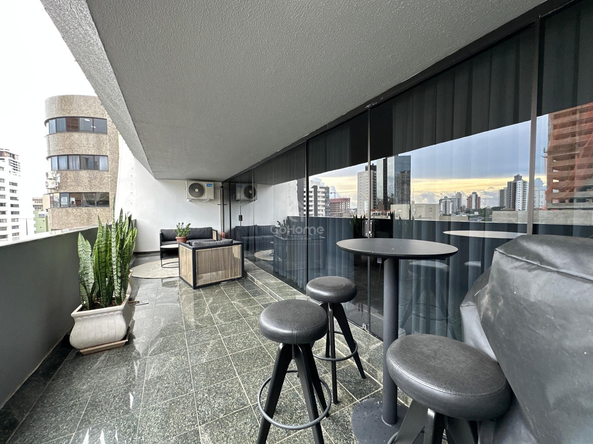 Apartamento Mobiliado à Venda