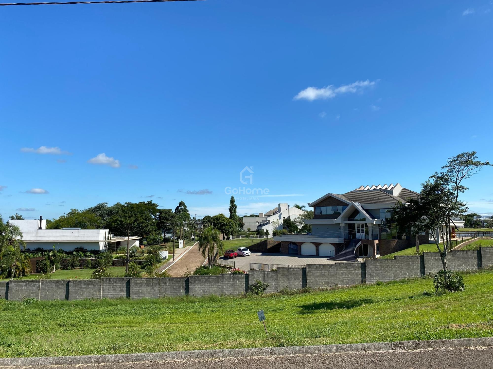 4118 – Terreno residencial desocupado com infraestrutura Bouganville Chapecó