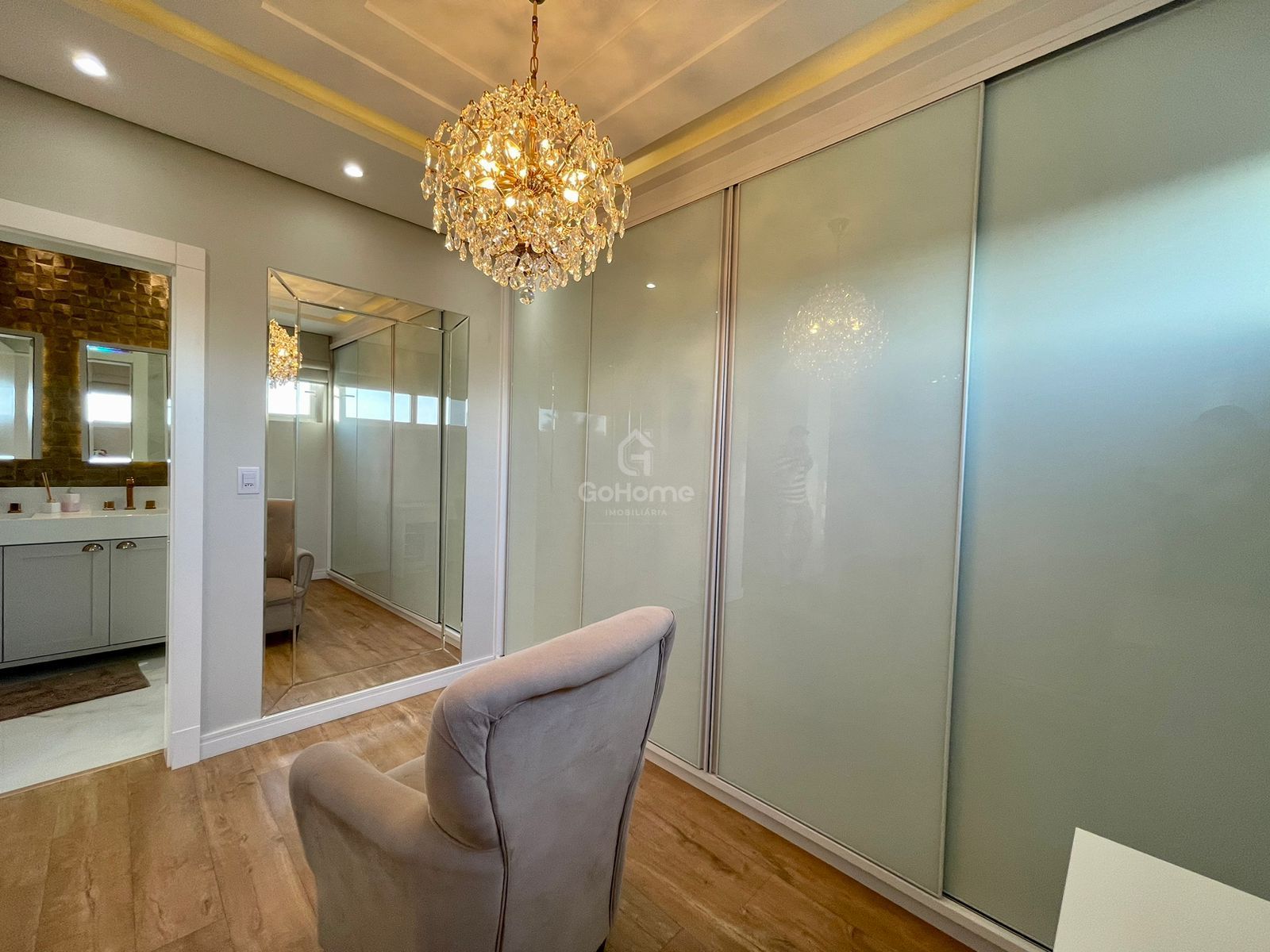 3358 – Casa Mobiliada no SAIC: Conforto e Estilo em Cada Detalhe