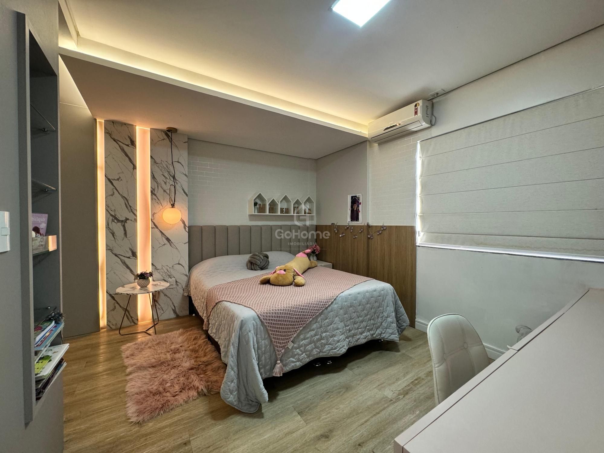 3801 – Casa semimobiliada com 2 Suítes, em Condomínio Fechado