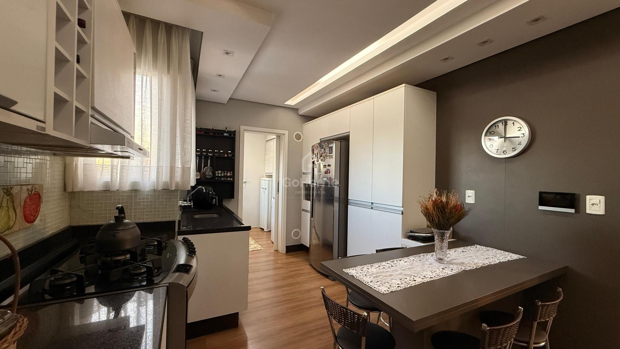 Apartamento Mobiliado com 3 suítes