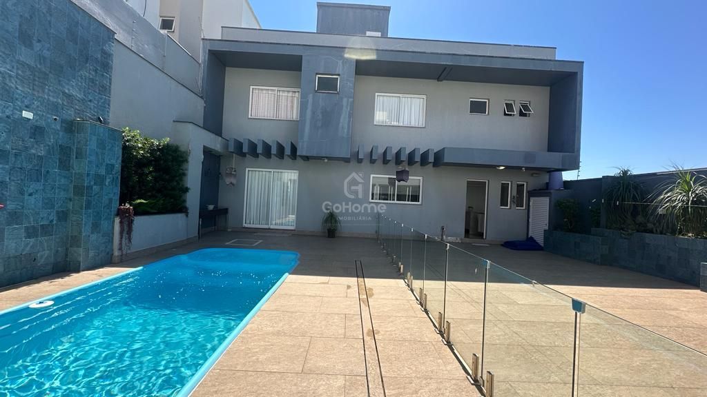 3627 – Casa com piscina no Jardim Europa- 270m² privativos