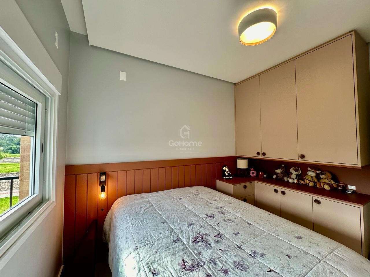 Linda casa em Condomínio Fechado