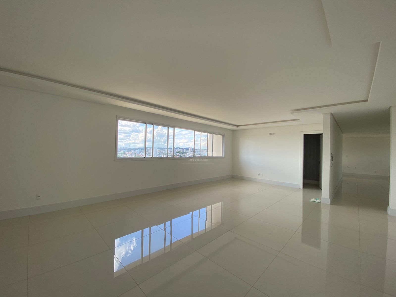 Apartamento 3 Suítes - Próximo da AABB e Colégio Marista