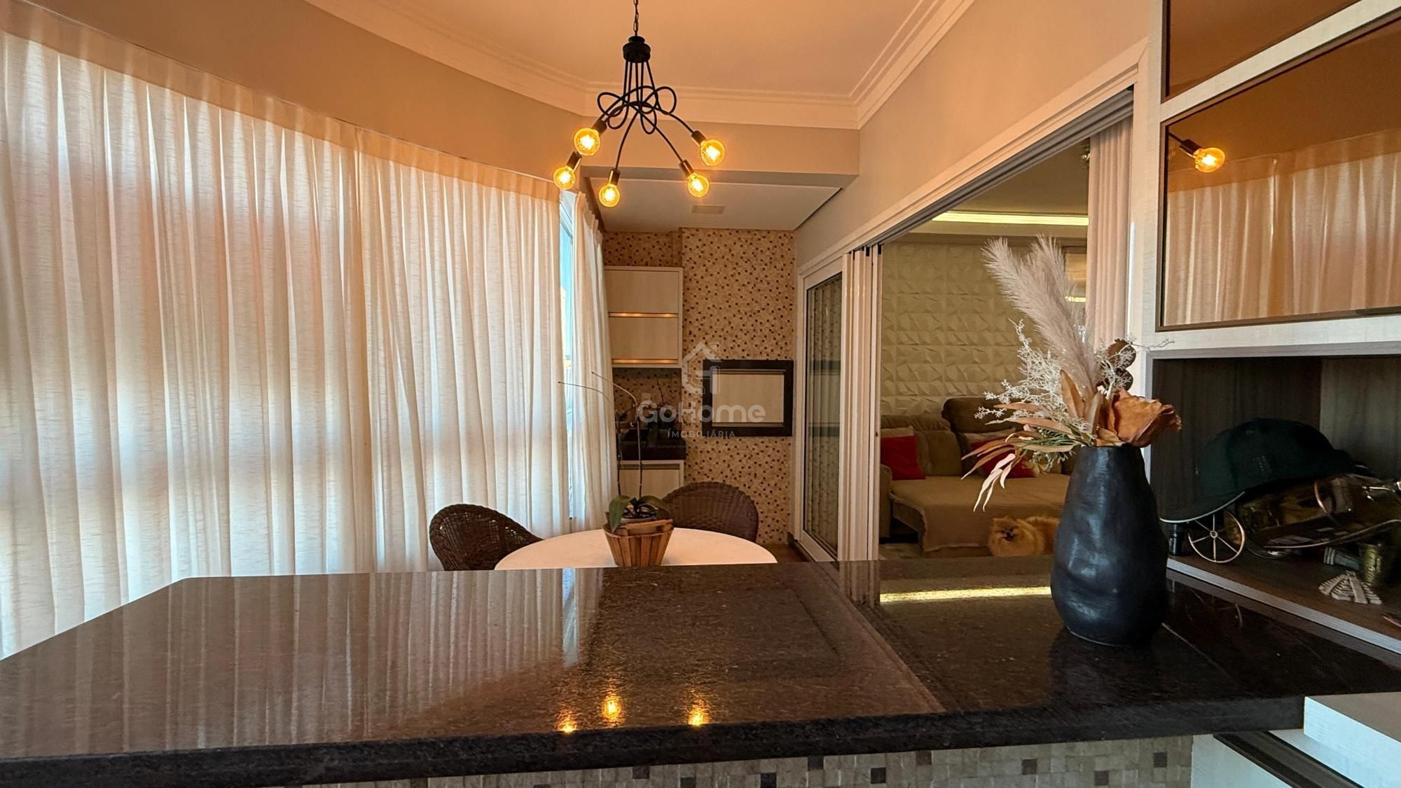 Apartamento Mobiliado com 3 suítes