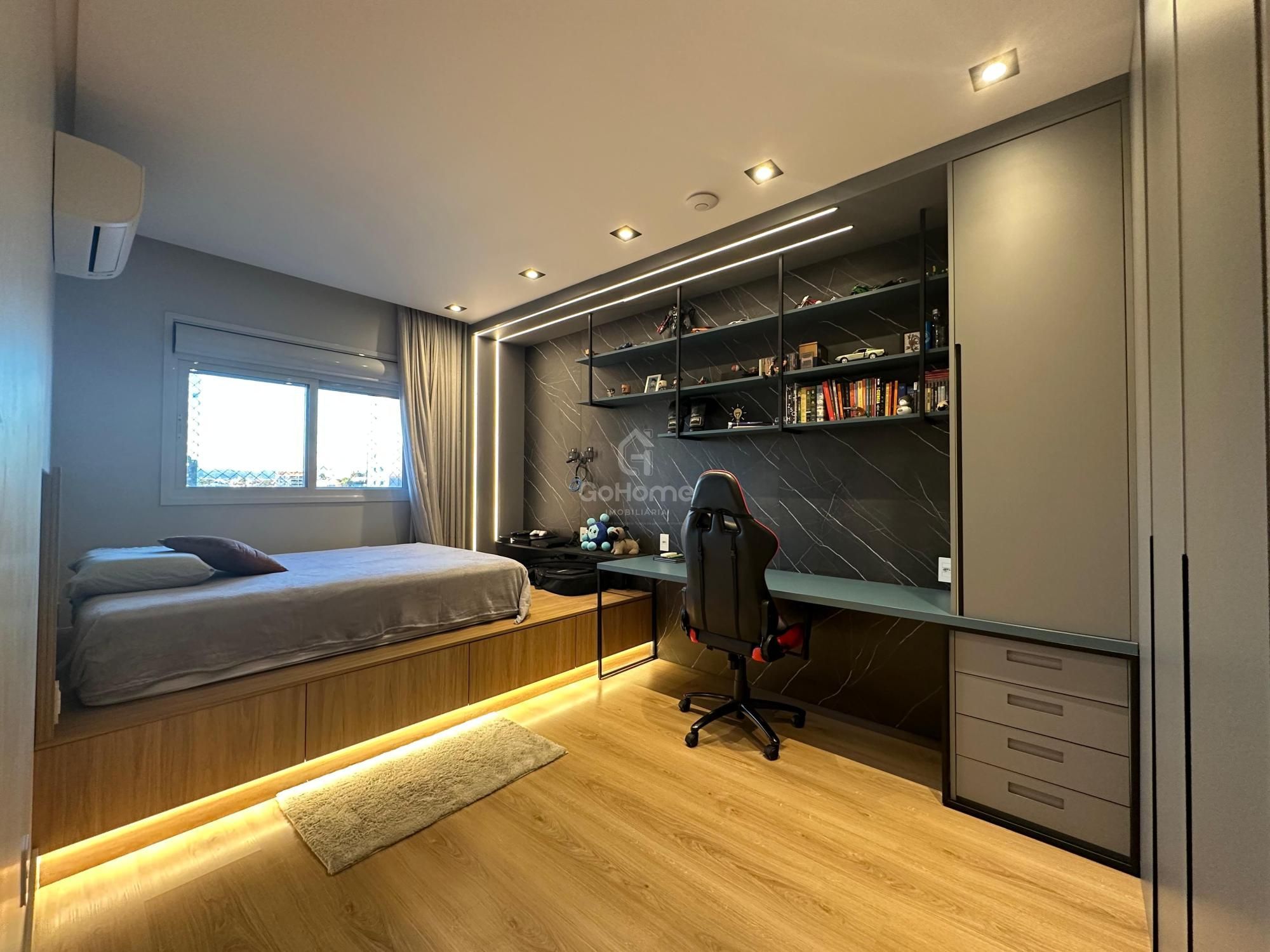 Apartamento Semimobiliado à Venda no CentroApartamento Semimobiliado à Venda no Centro