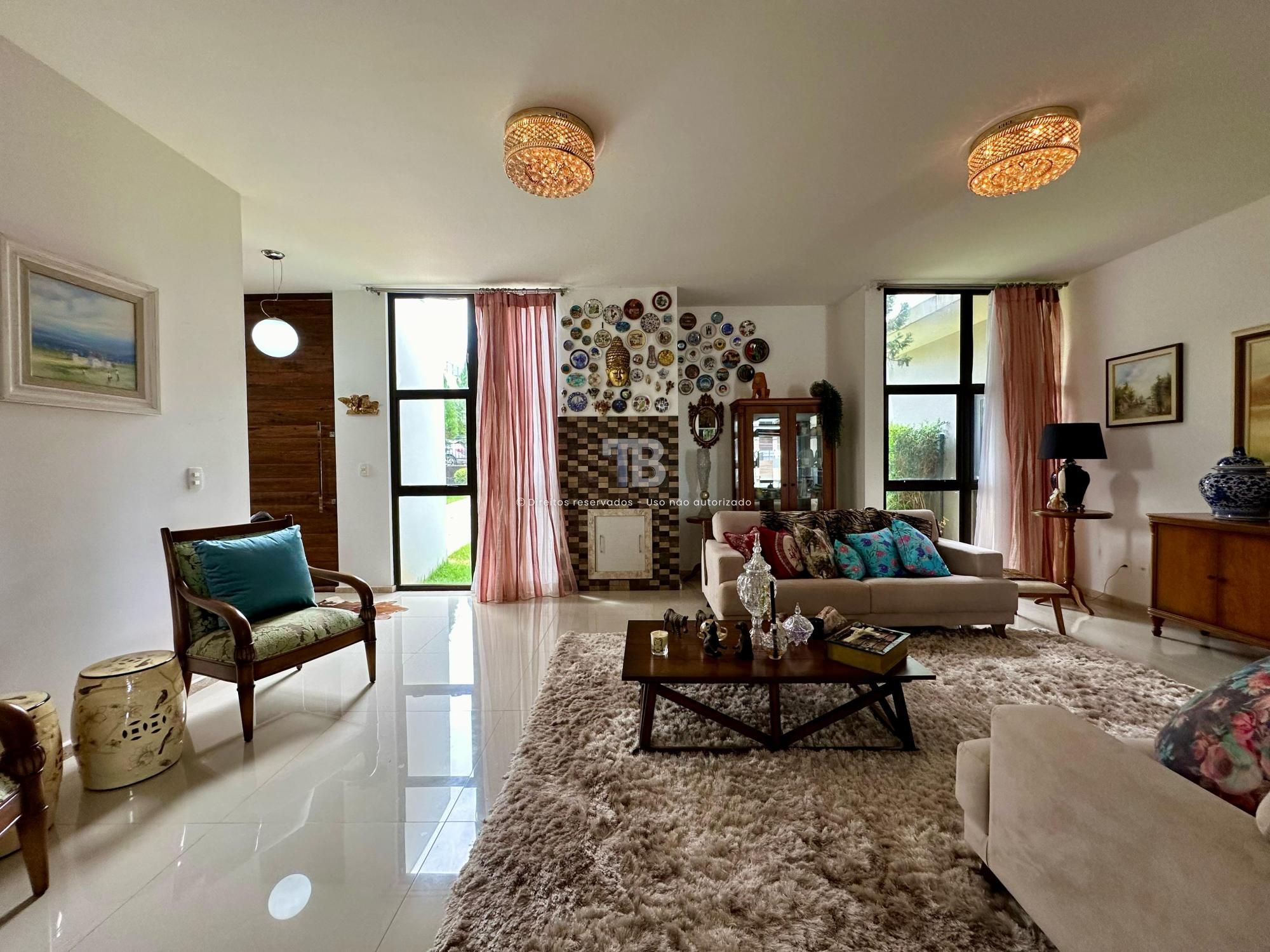 Casa em condomínio fechado