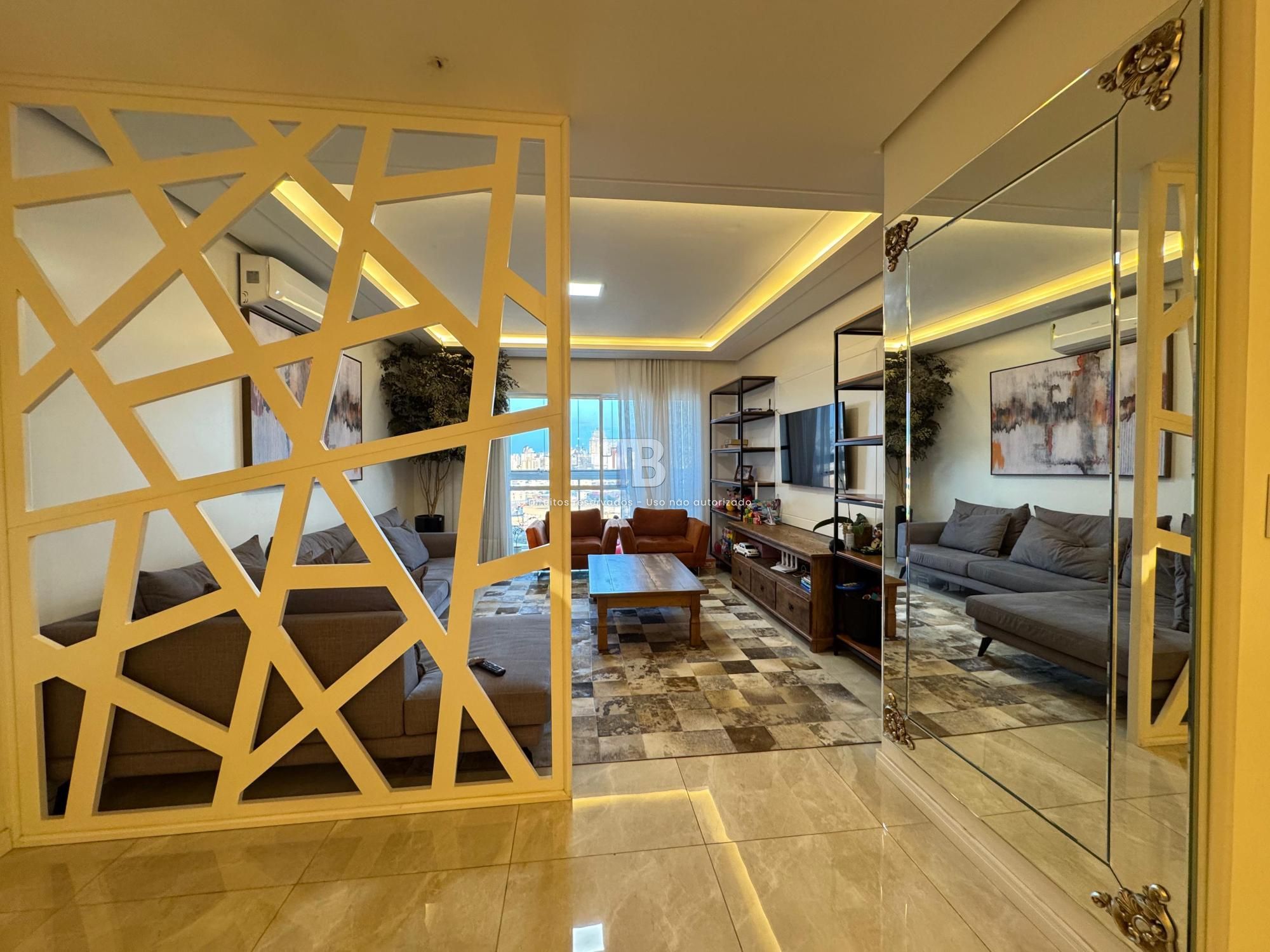 Apartamento Mobiliado à Venda