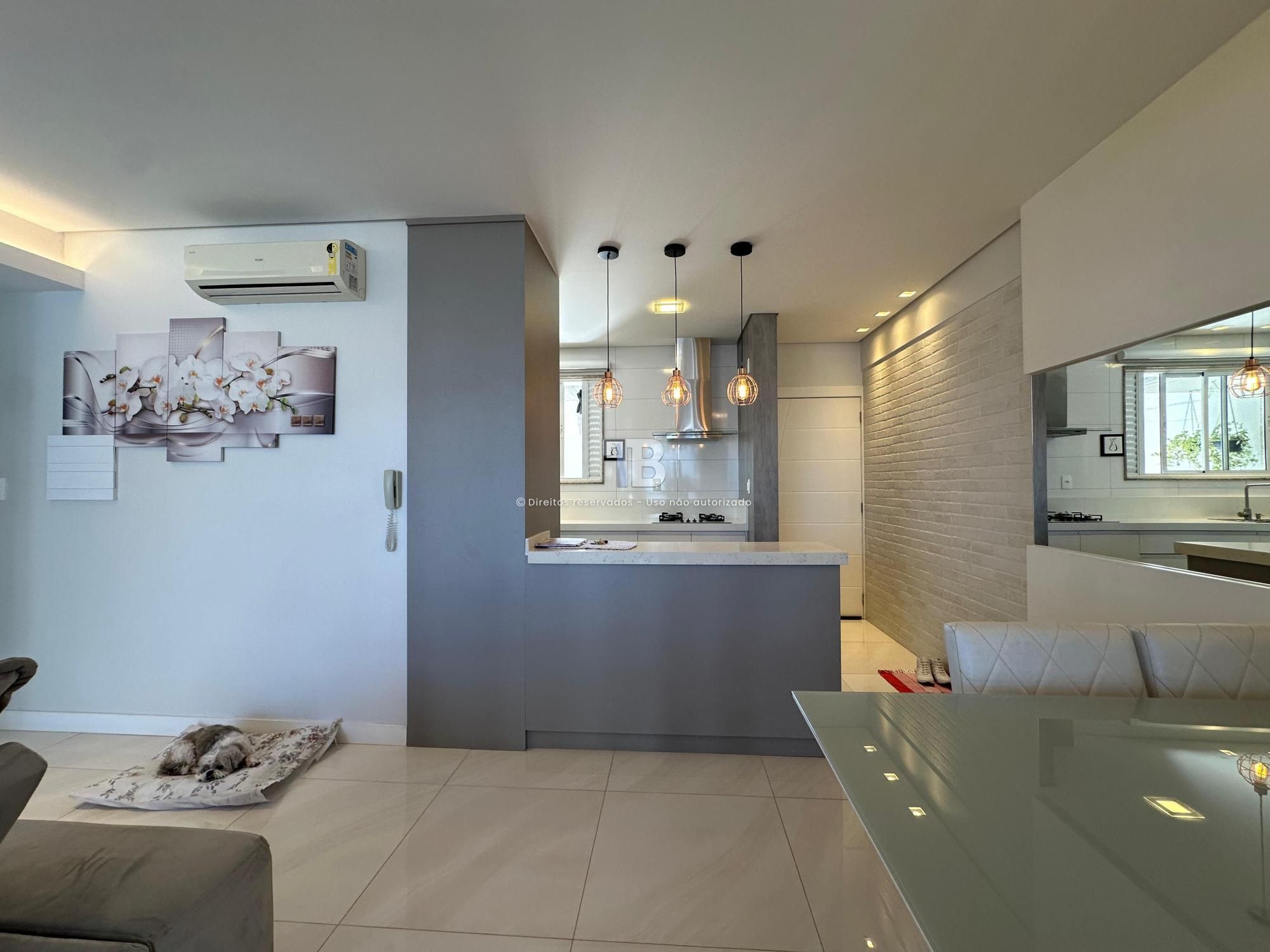 Apartamento Mobiliado com Suíte