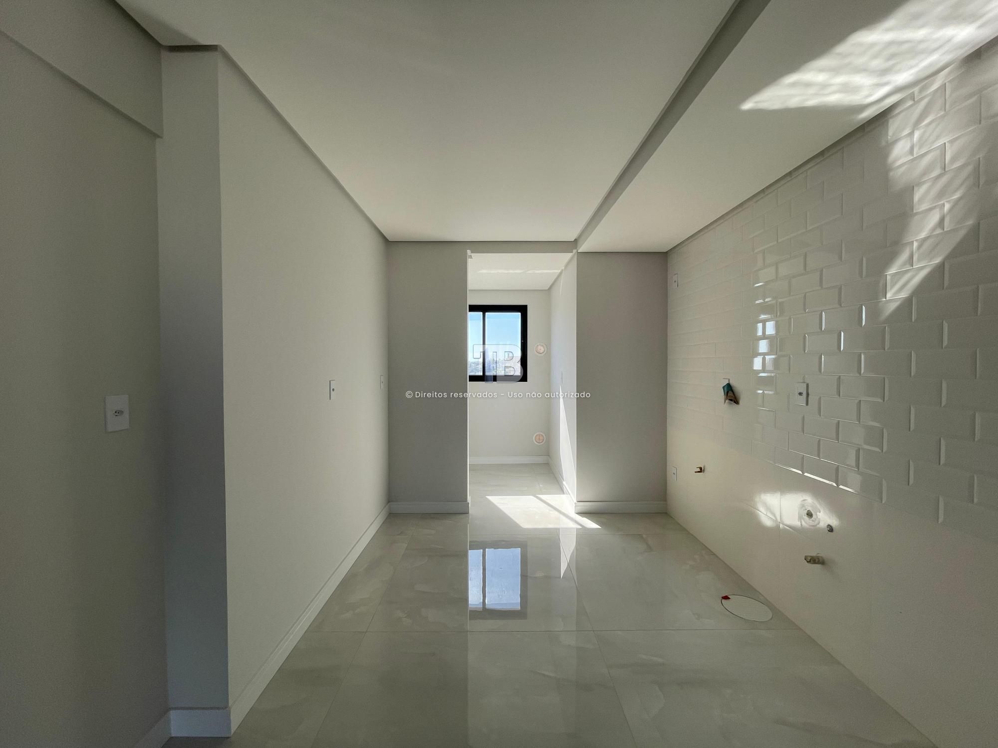 Apartamento Novo à Venda
