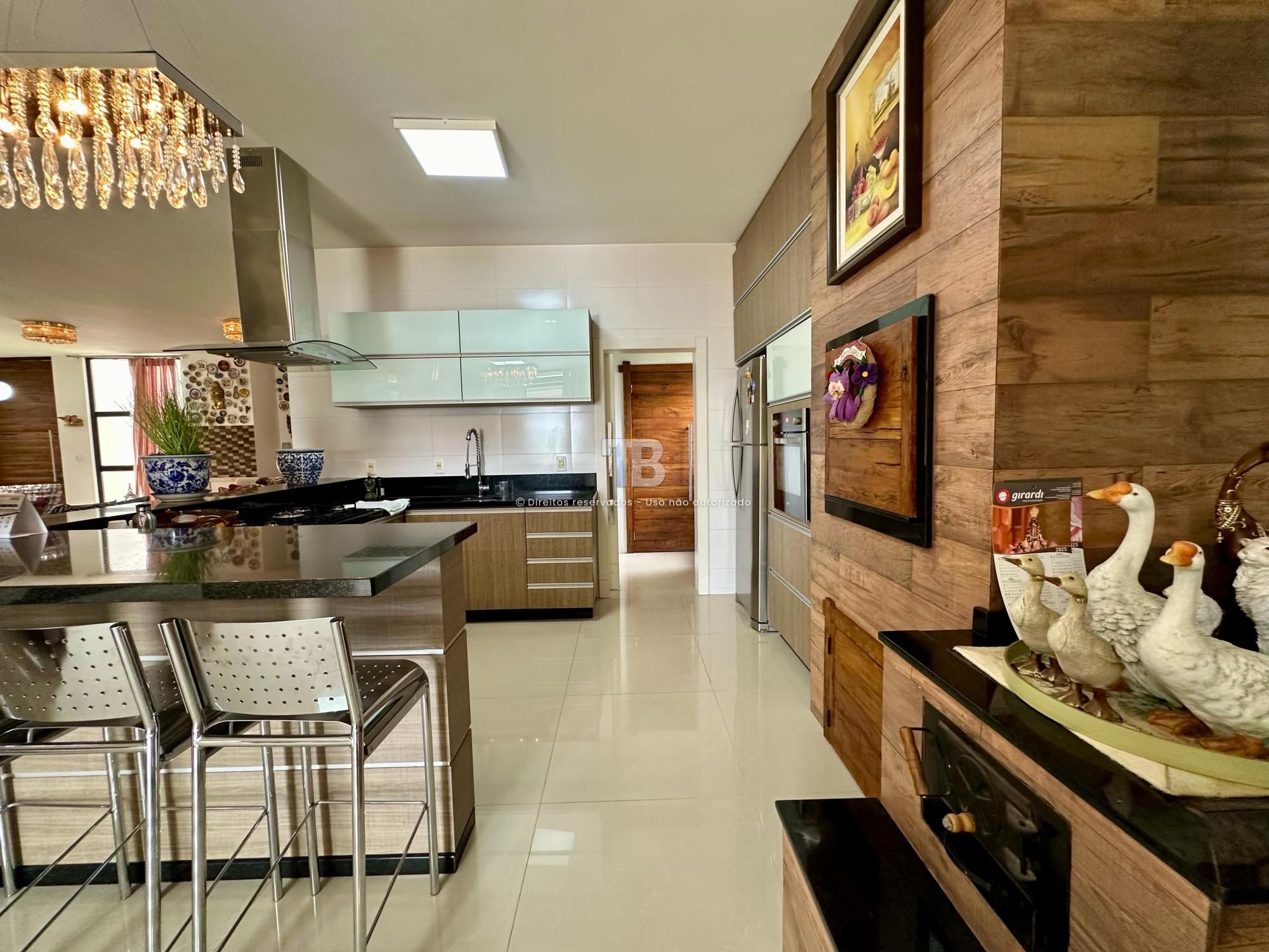 Casa em condomínio fechado