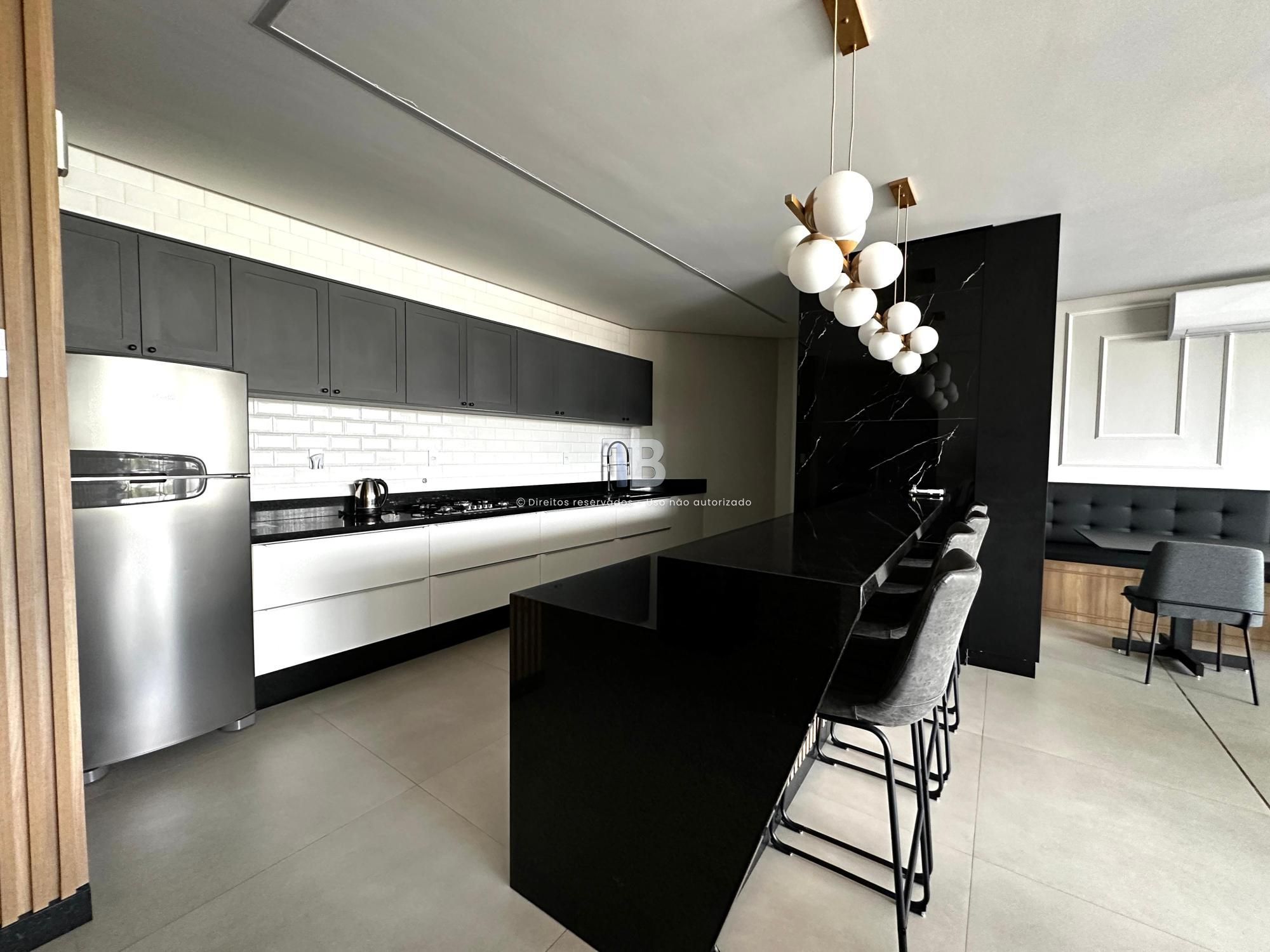 Apartamento novo à venda
